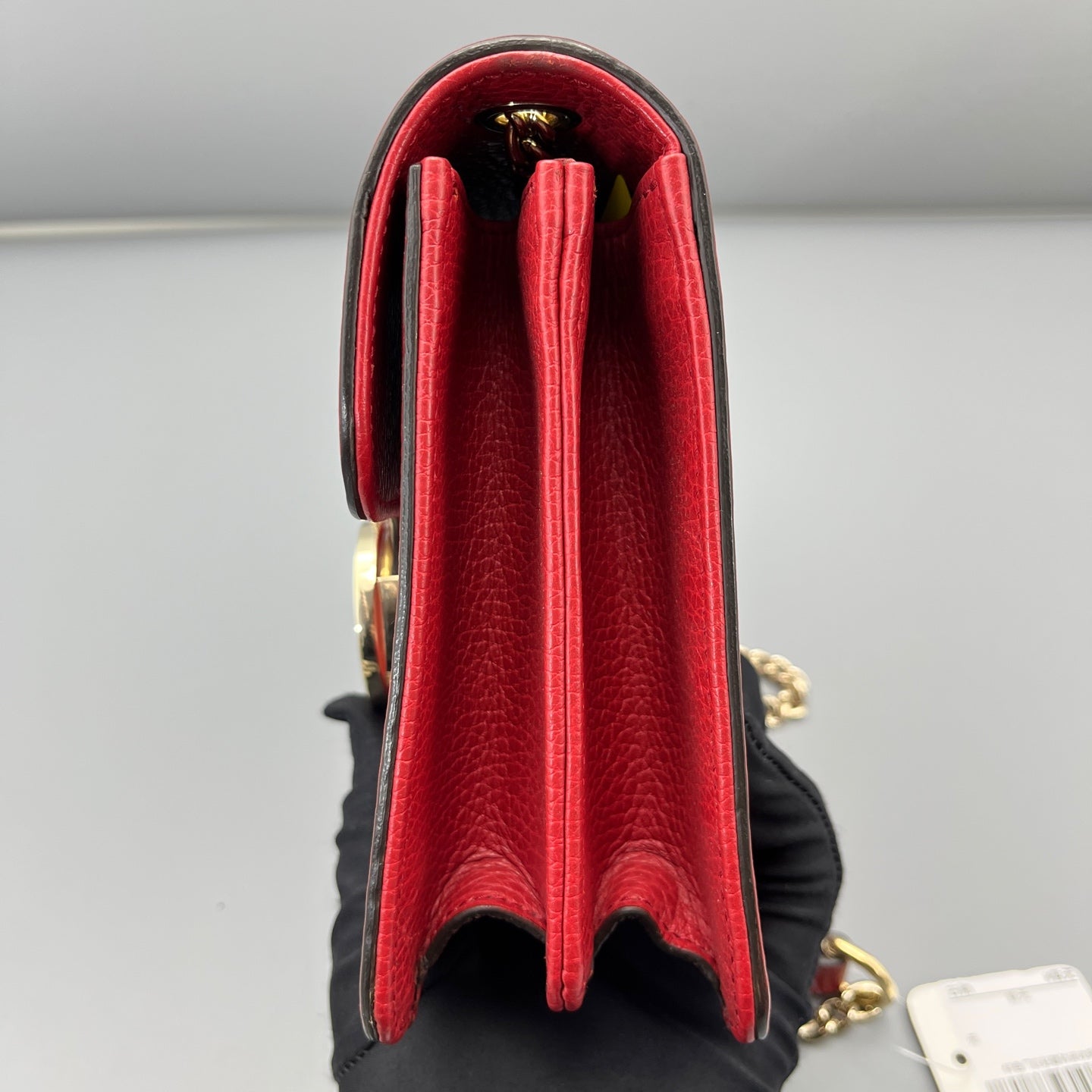 Gucci - Interlocking G Chain Accordion Flap Bag - Grained leather - Red - (Small)