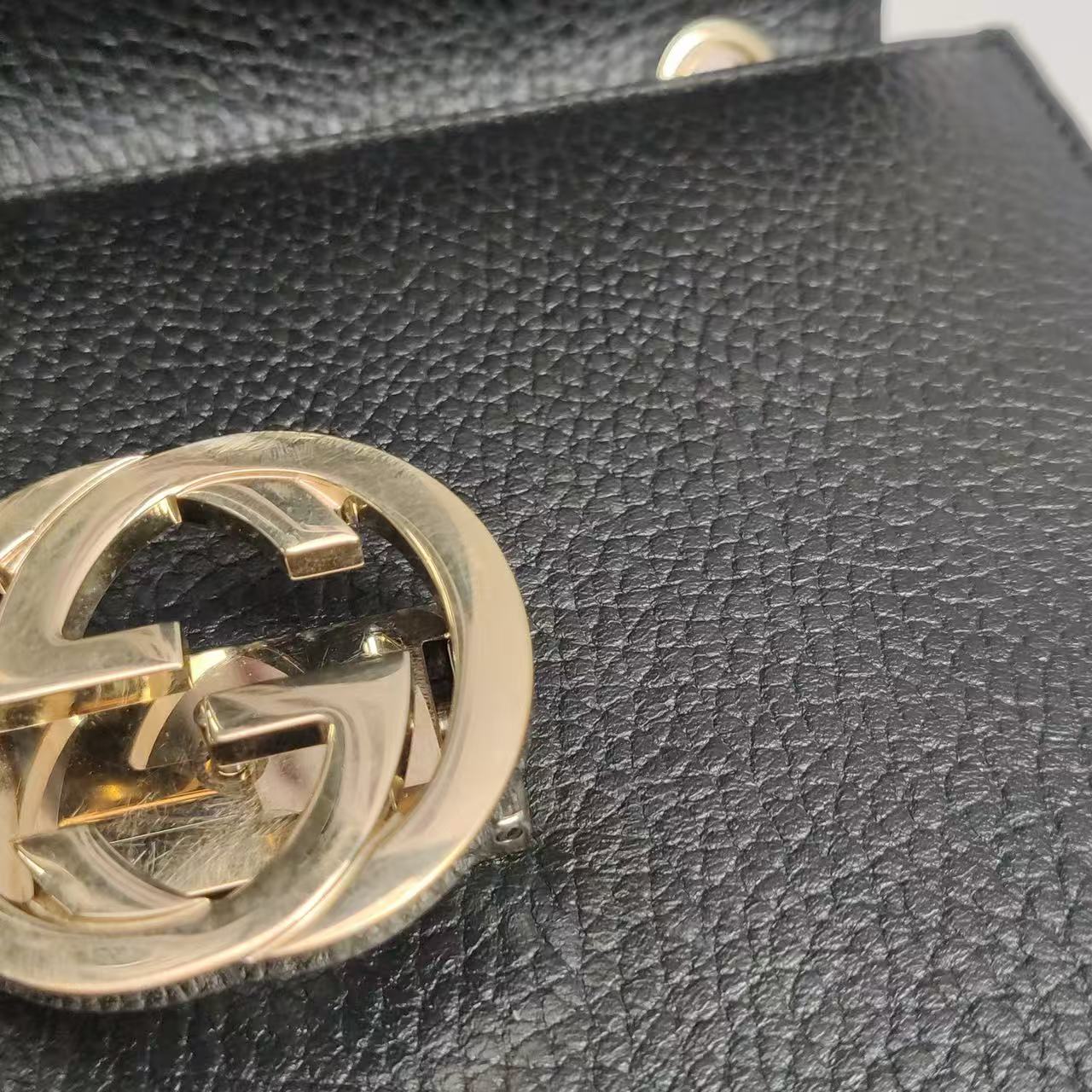 Gucci - Interlocking G Chain Shoulder Bag - Grained leather - Black - (mini)
