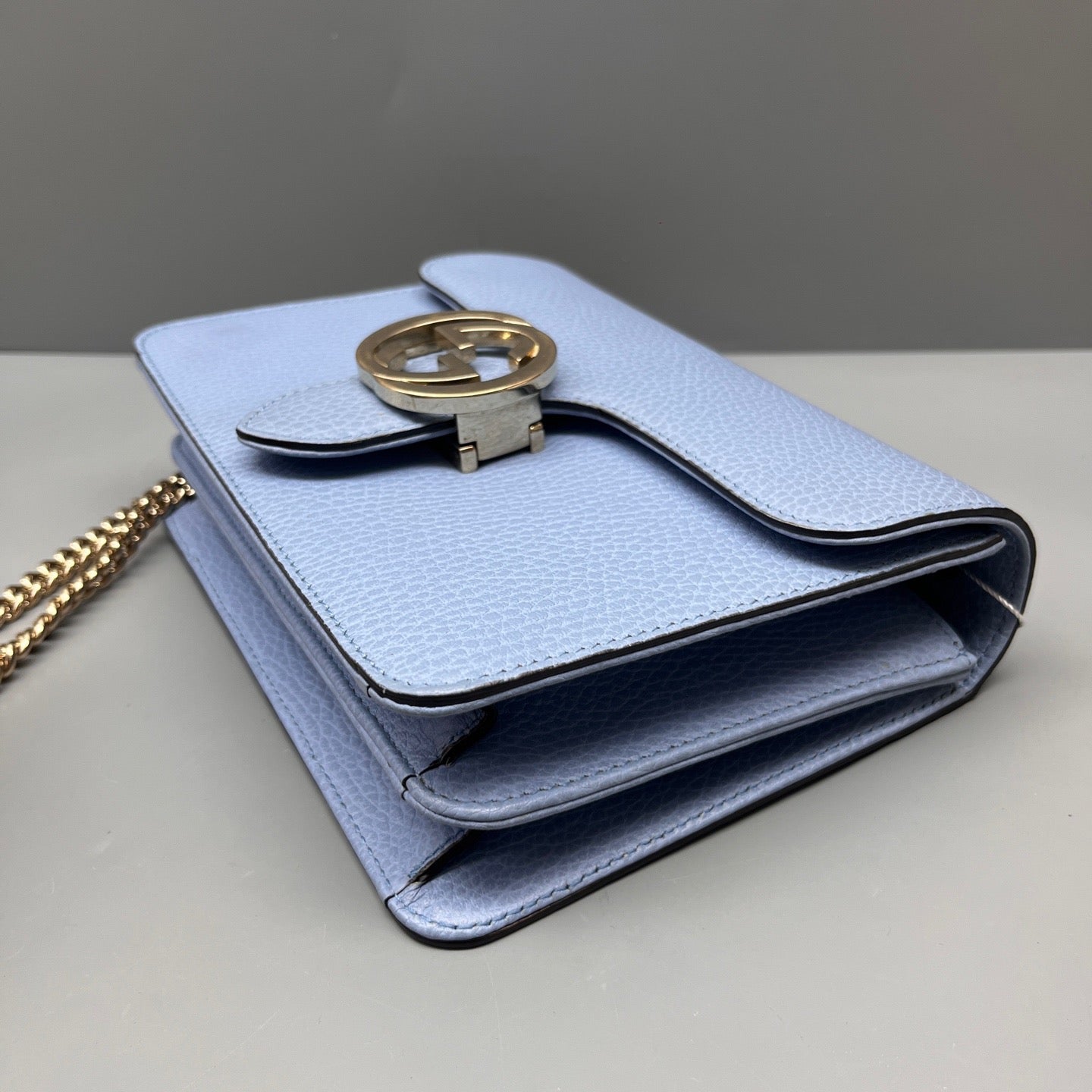 Gucci - Interlocking G Chain Shoulder Bag - Leather - Blue - (mini)