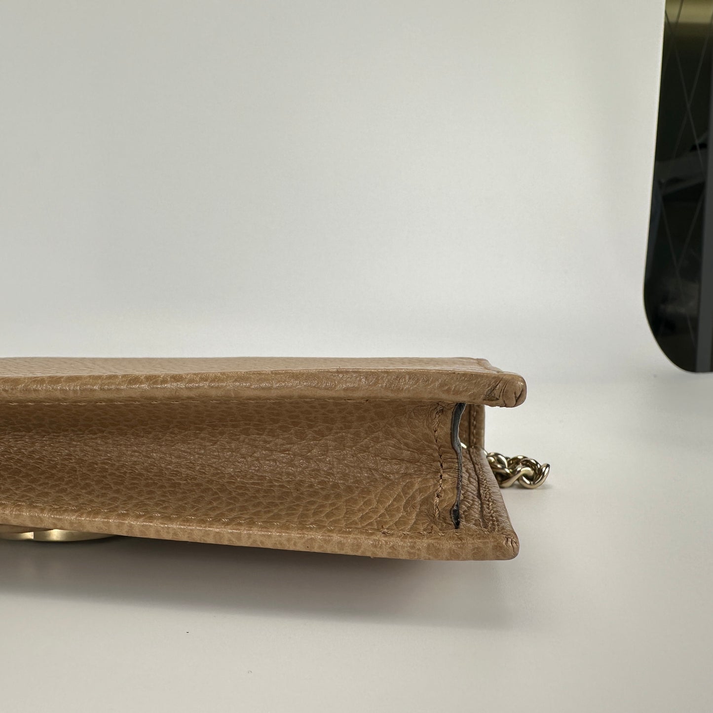 Gucci - Interlocking G Chain Wallet - Grained leather - Beige - (mini)