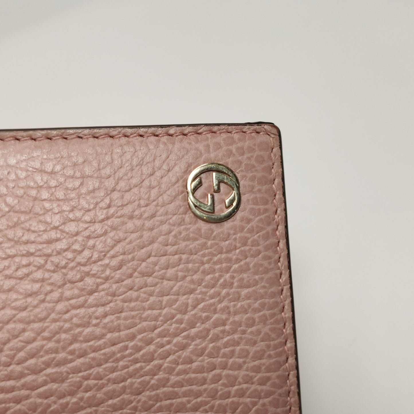 Gucci - Interlocking G Chain Wallet - Leather - Pink - (mini)