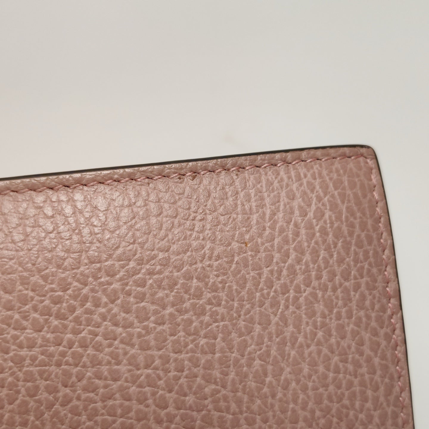 Gucci - Interlocking G Chain Wallet - Leather - Pink - (mini)