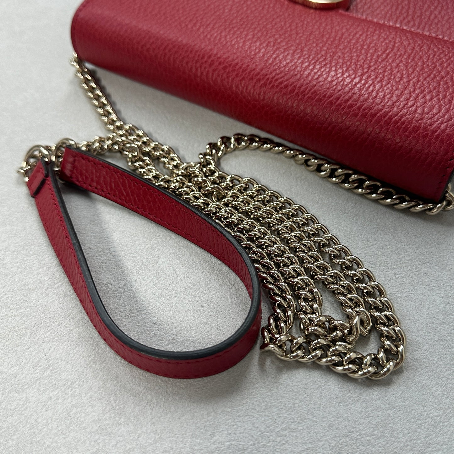 Gucci - Interlocking G Wallet on Chain - Leather - Red - (mini)