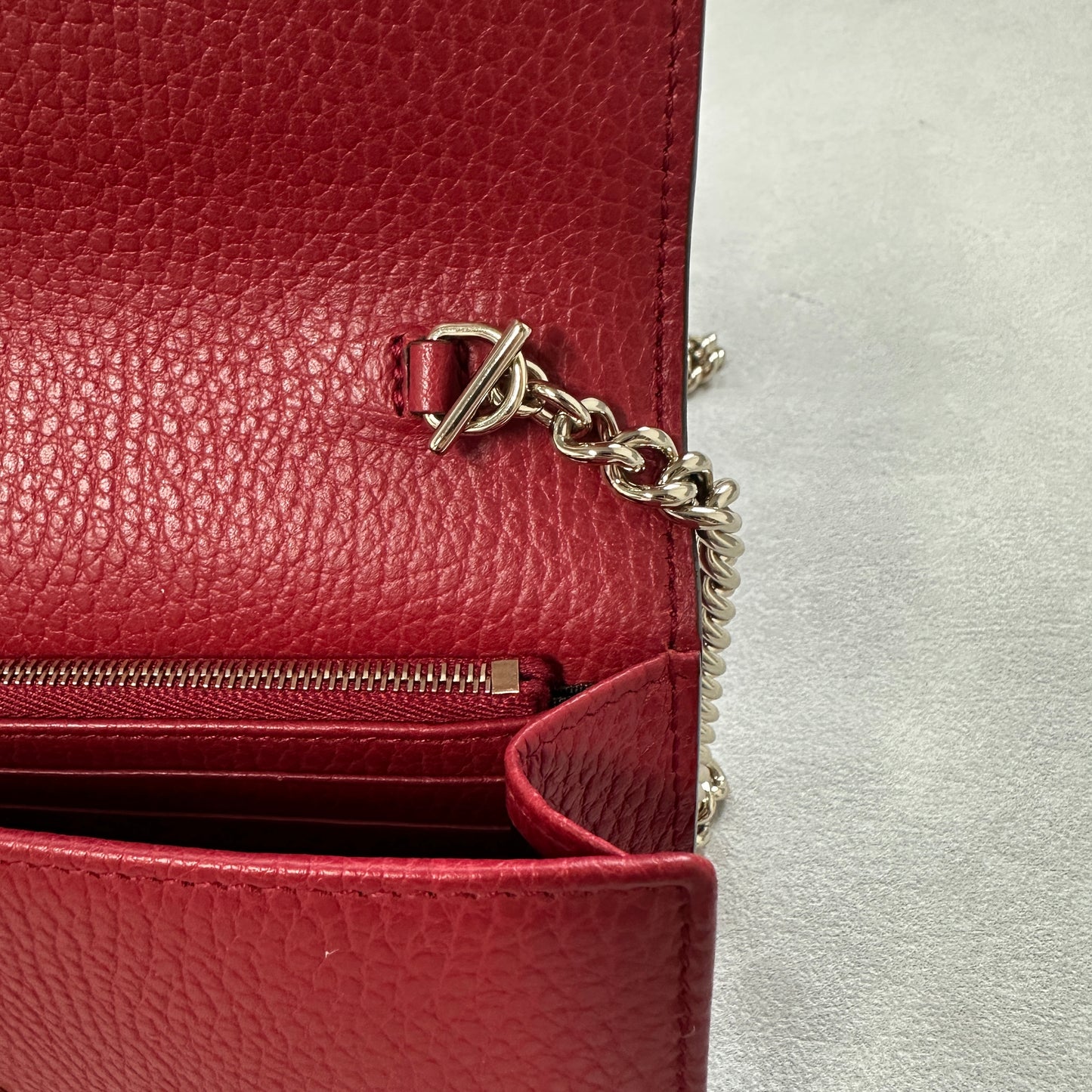 Gucci - Interlocking G Wallet on Chain - Leather - Red - (mini)