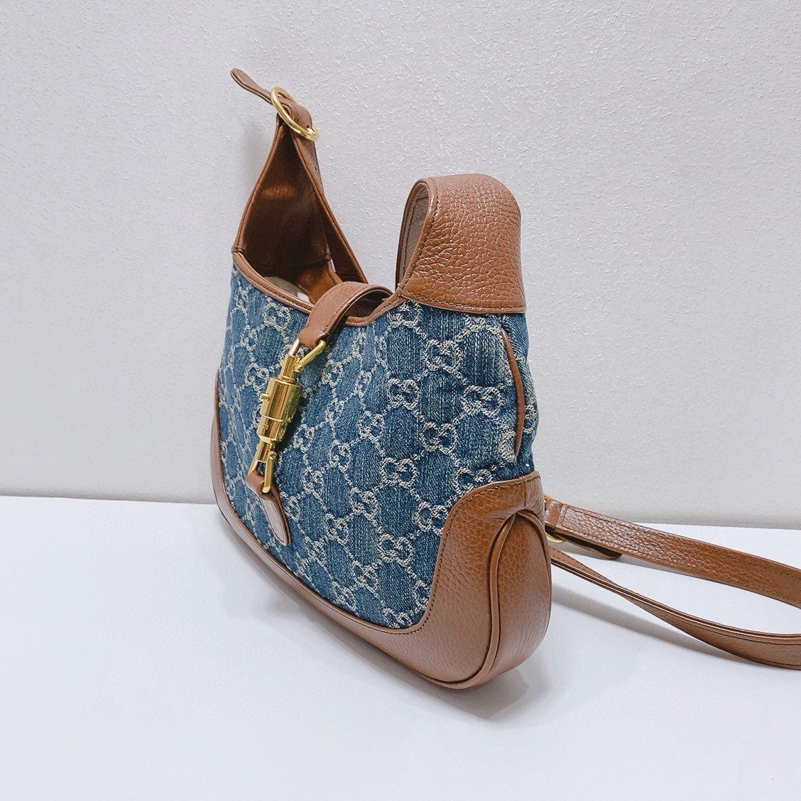 Gucci - Jackie 1961 - Denim canvas and grained leather - Blue and Brown with Gold-Tone Hardware - (medium)