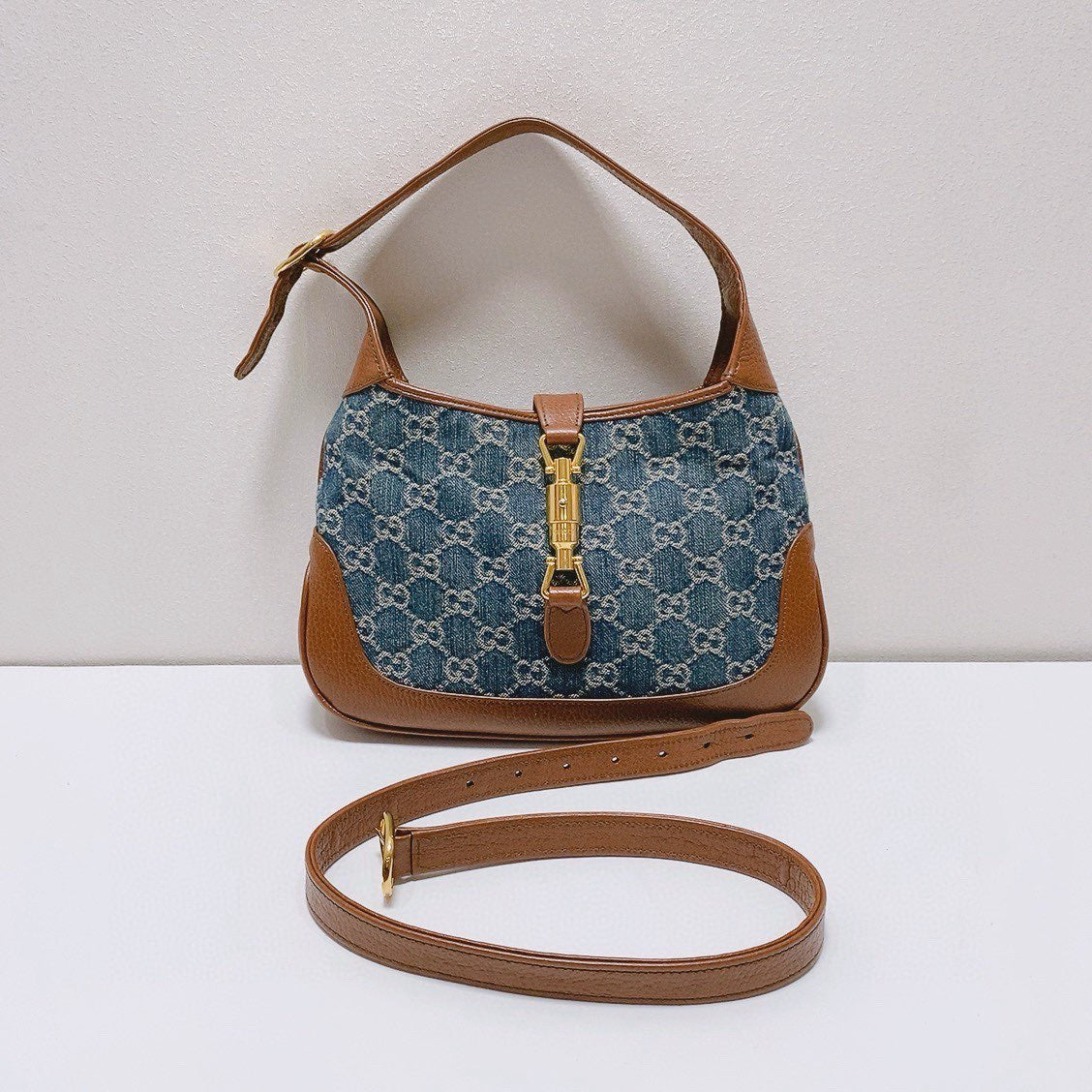 Gucci - Jackie 1961 - Denim canvas and grained leather - Blue and Brown with Gold-Tone Hardware - (medium)