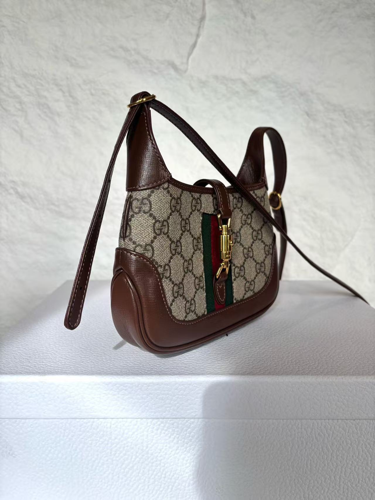 Gucci - Jackie 1961 - GG Supreme canvas with leather trim - Beige and Brown with Red and Green accents - (mini)