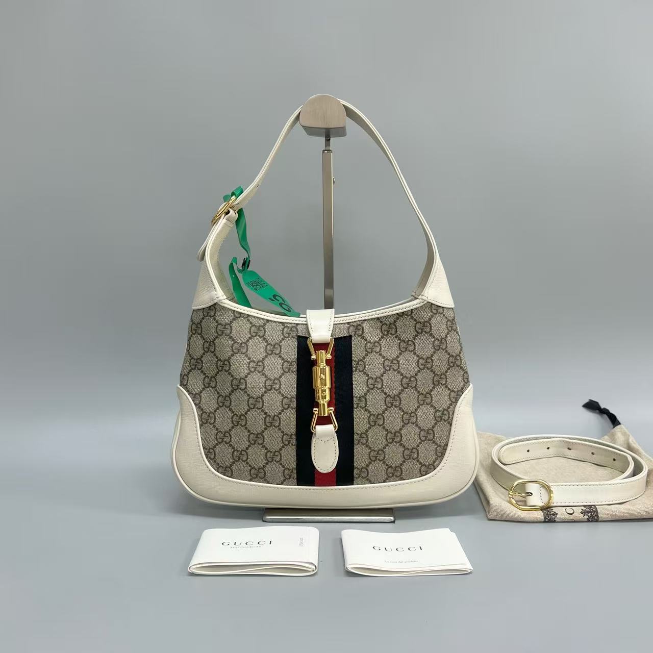 Gucci - Jackie 1961 - GG Supreme canvas with leather trim - Beige and White with Red and Blue Web - (Medium)