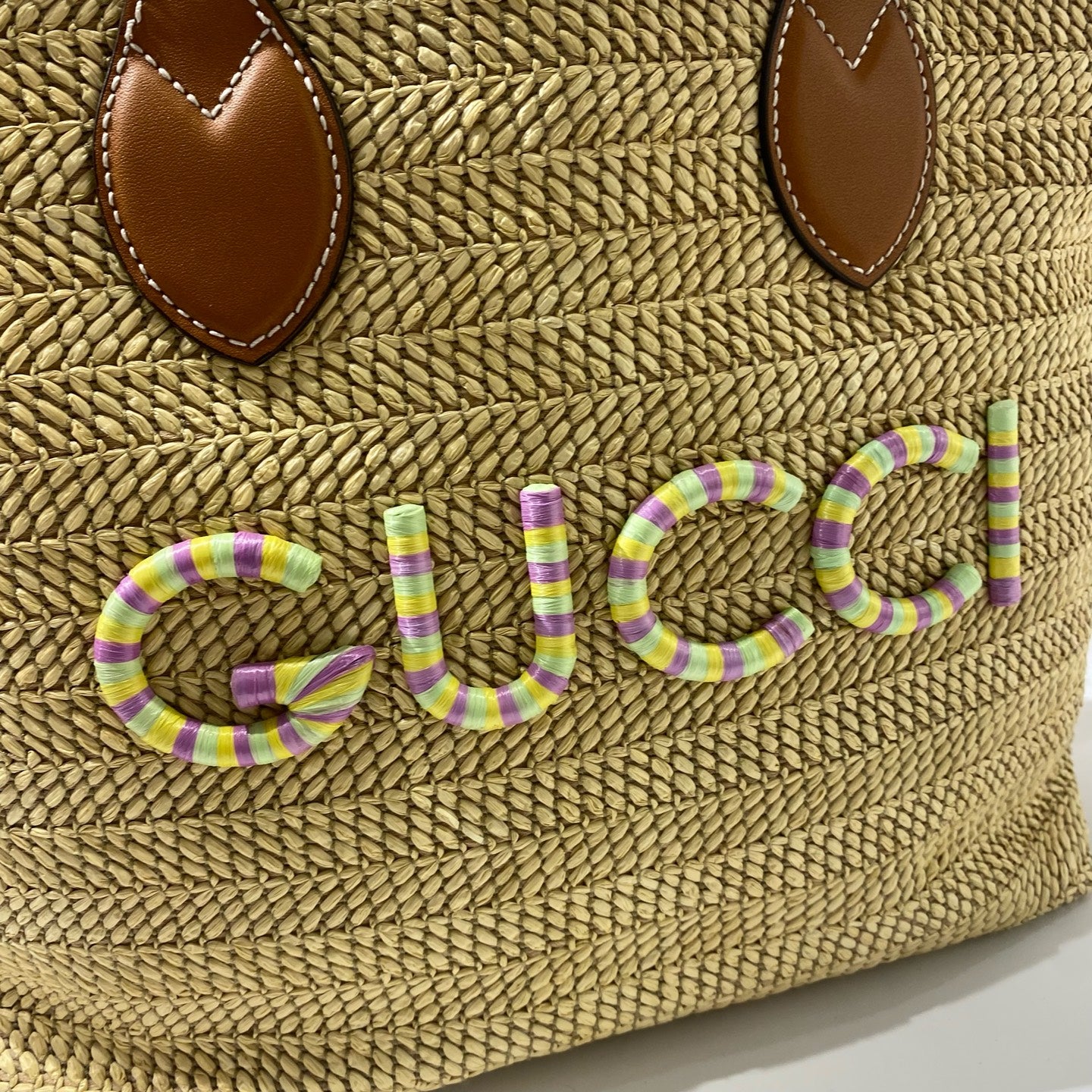 Gucci - Lido Raffia Woven Tote - Raffia with leather trim - Beige with brown trim and multicolour logo - (Medium)