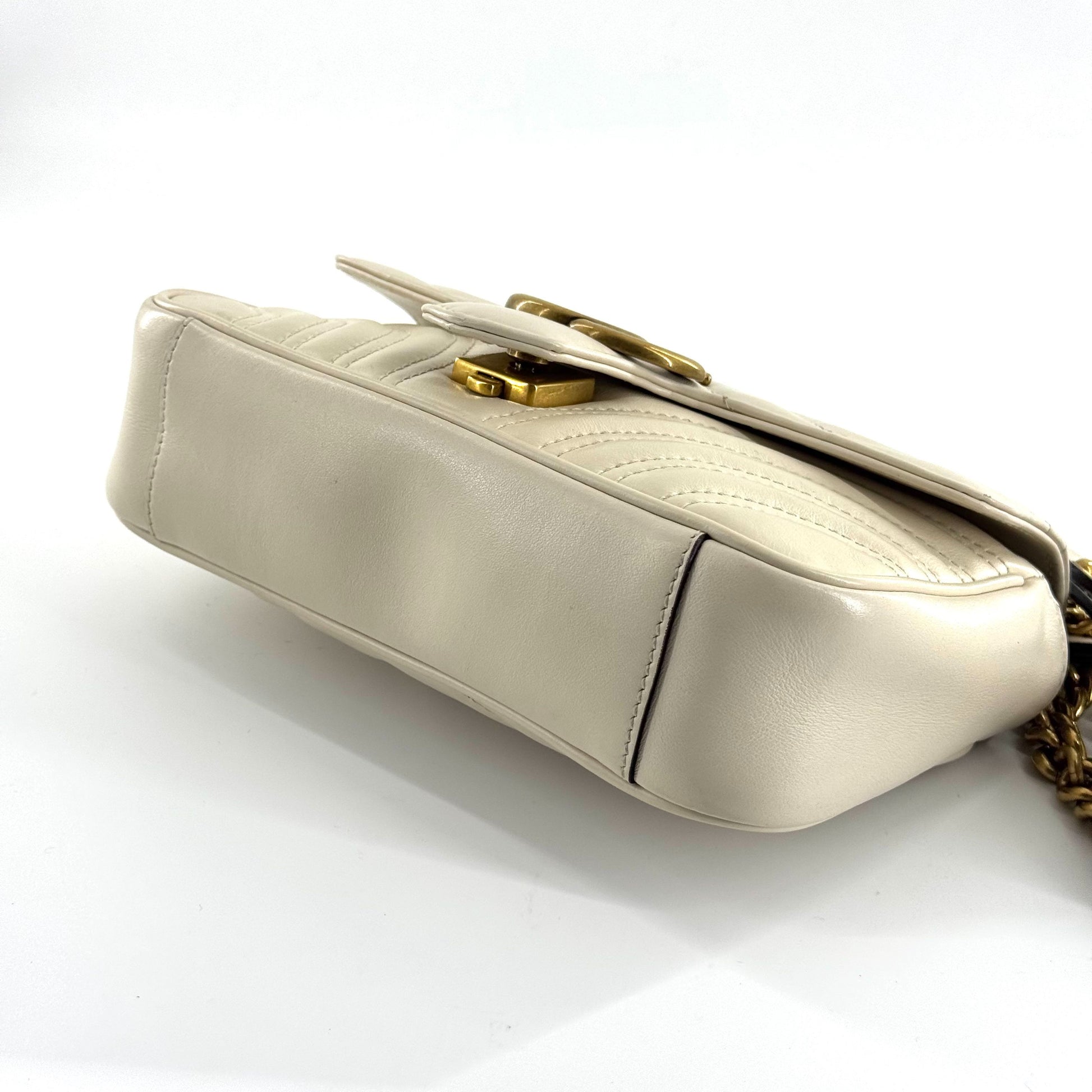 Gucci Marmont 22 Leather Beige - view 11