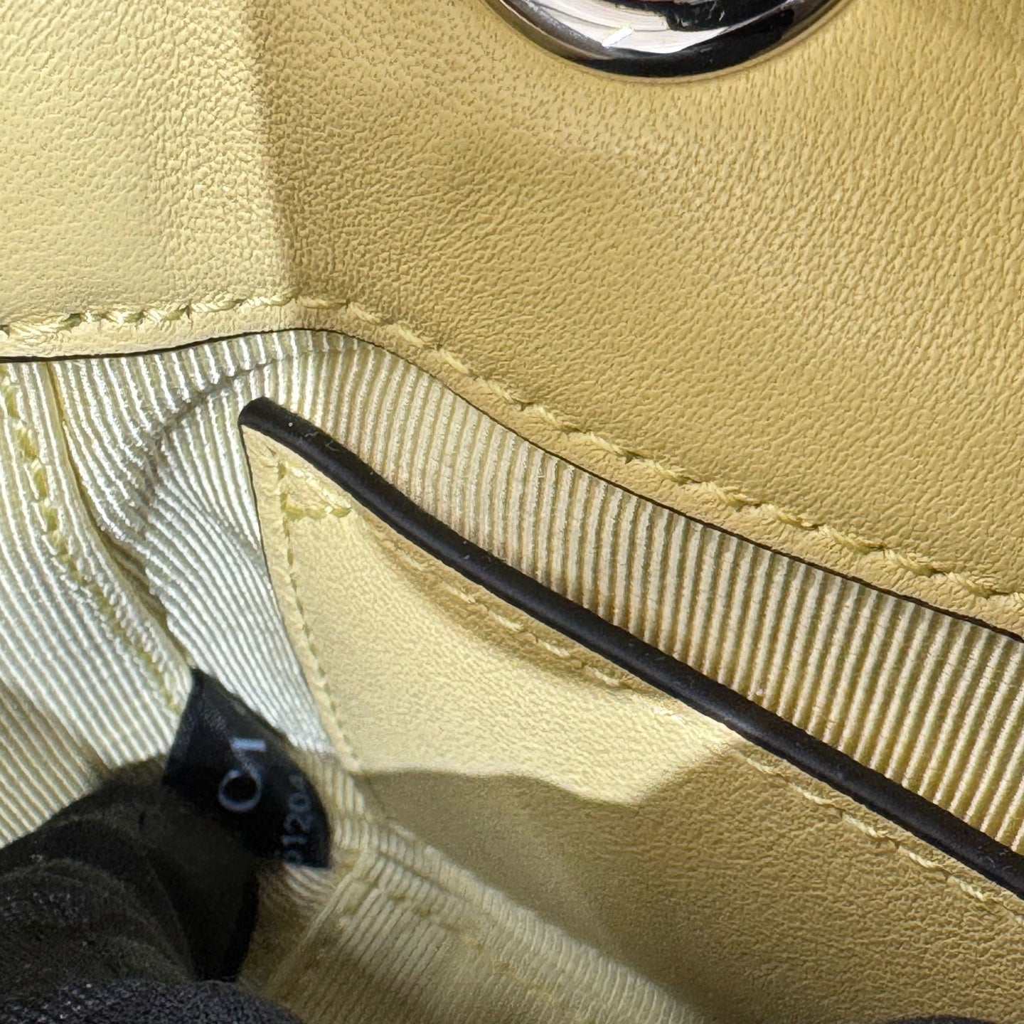 Gucci - Marmont 22 chain bag - Leather - Yellow - (Mini)