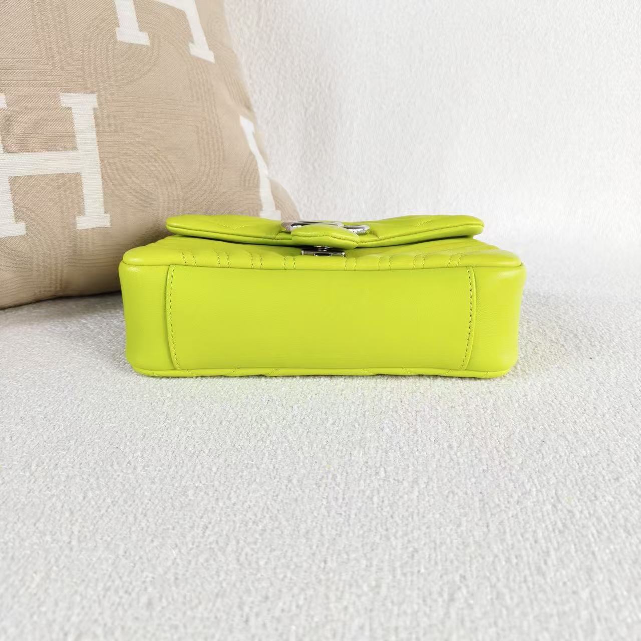 Gucci - Marmont 22 - Lambskin leather - Neon Green with Silver-Tone Hardware - (mini)