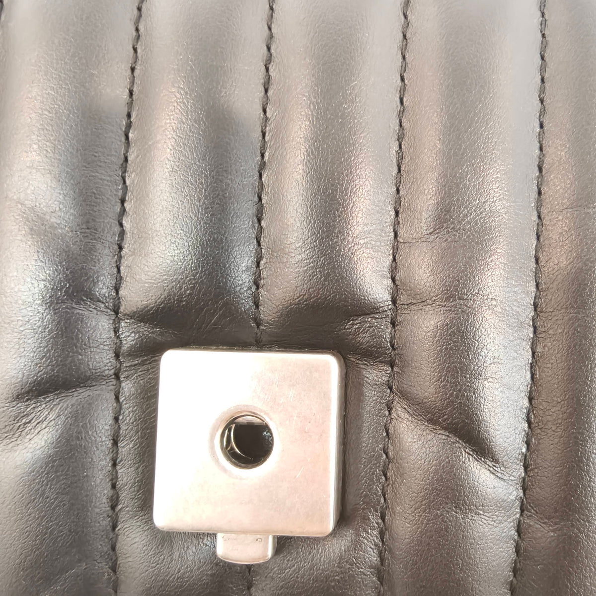 Gucci - Marmont 22 - Leather - Black - (small)
