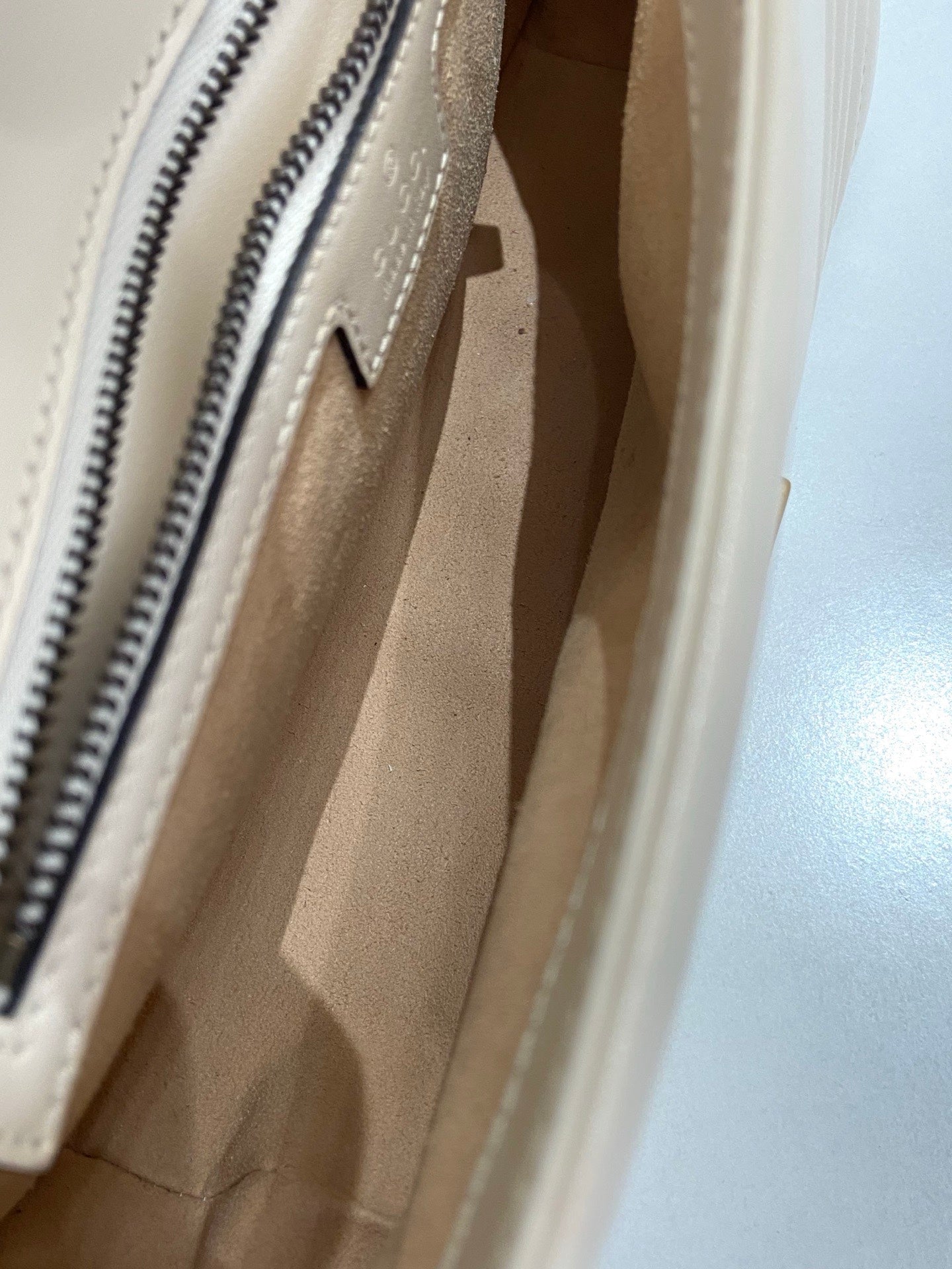 Gucci - Marmont 26 - Leather - White - (small)