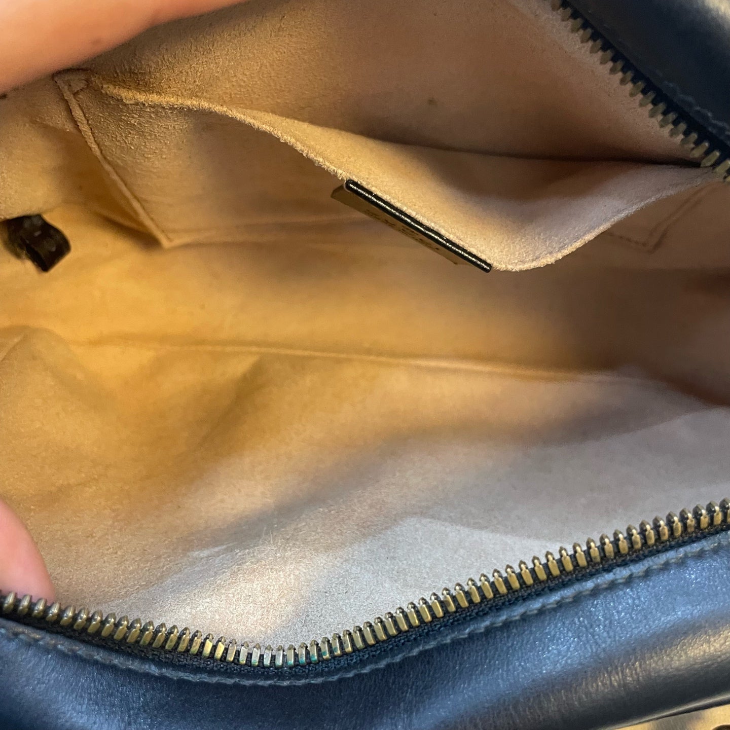 Gucci - Marmont Camera Bag - Leather - Black - (medium)