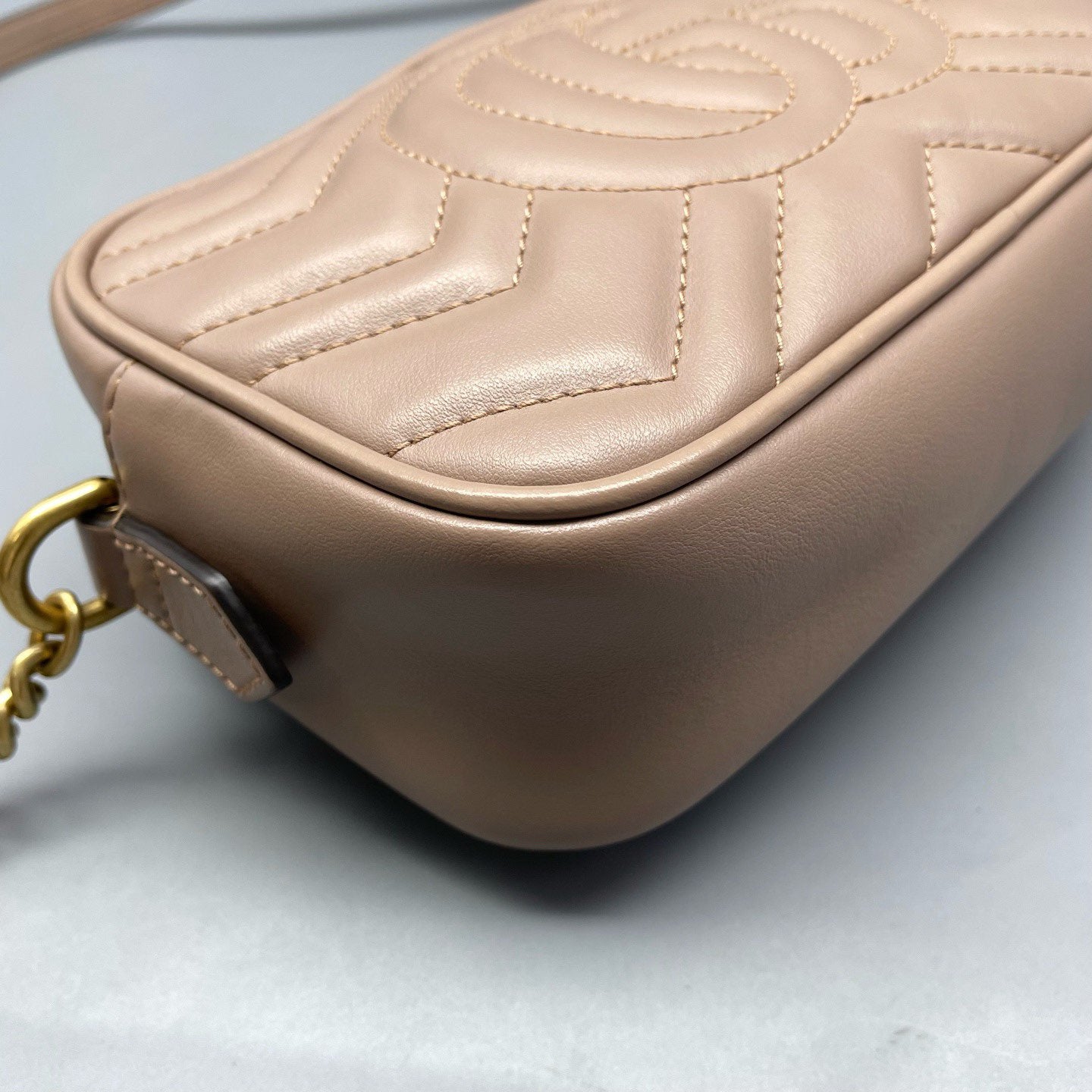Gucci - Marmont Camera Bag - Matelassé leather - Beige - (small)