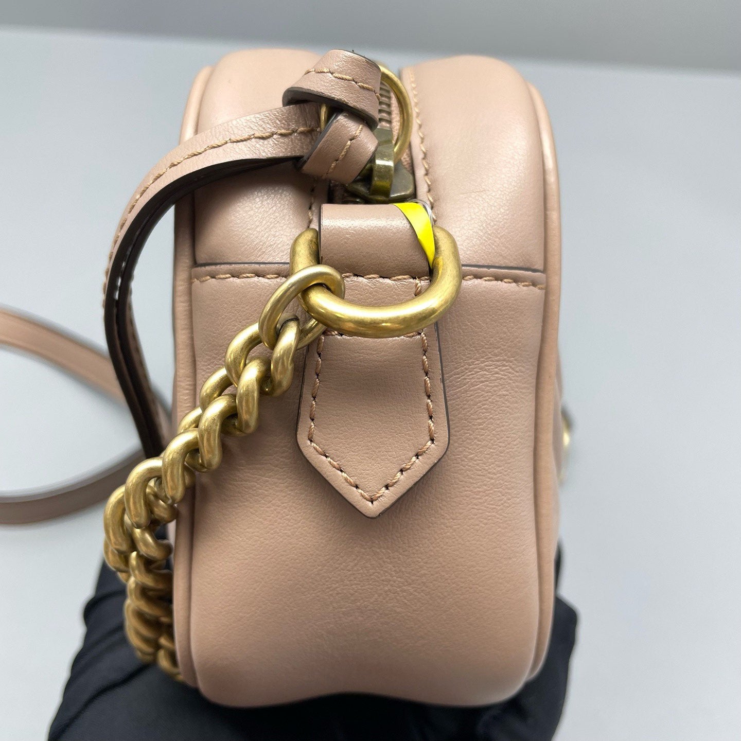 Gucci - Marmont Camera Bag - Matelassé leather - Beige - (small)