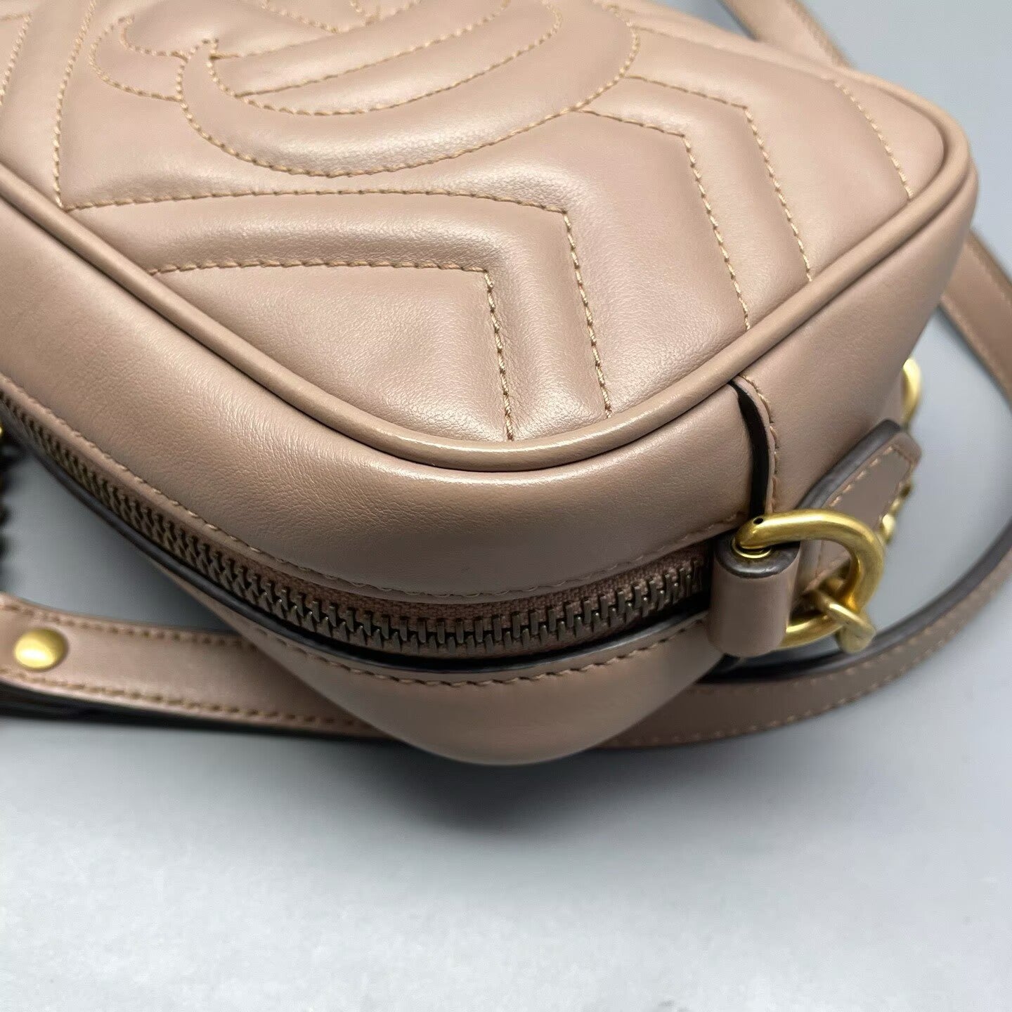 Gucci - Marmont Camera Bag - Matelassé leather - Beige - (small)