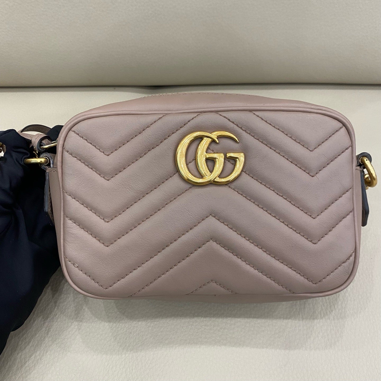 Gucci - Marmont Camera Bag Small - Leather - Beige - (small)