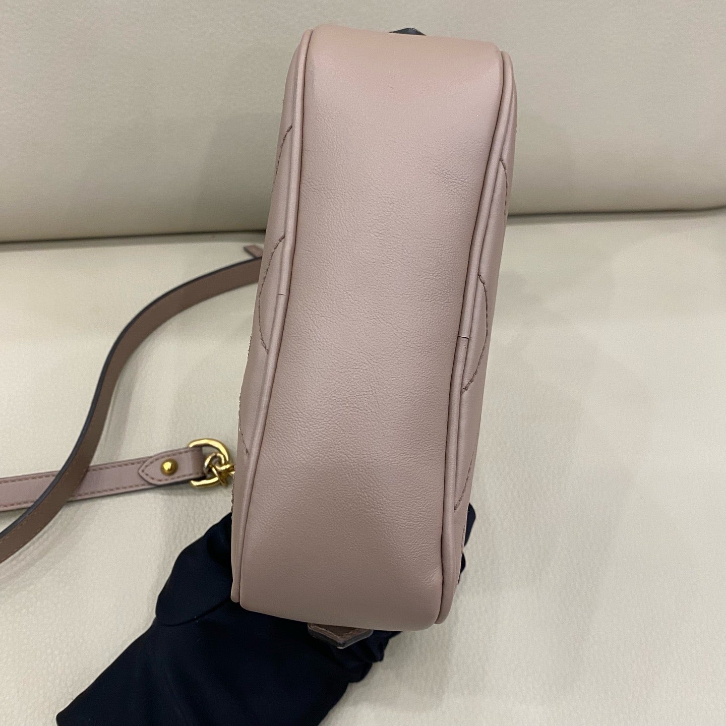 Gucci - Marmont Camera Bag Small - Leather - Beige - (small)