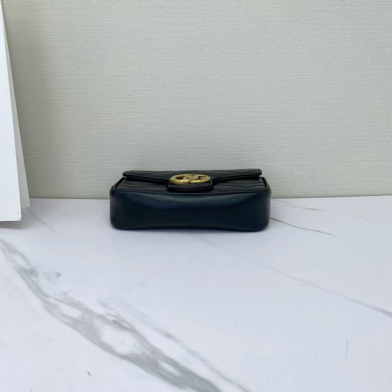 Gucci - Marmont - Cowhide leather - Black with Gold-Tone Hardware - (mini)
