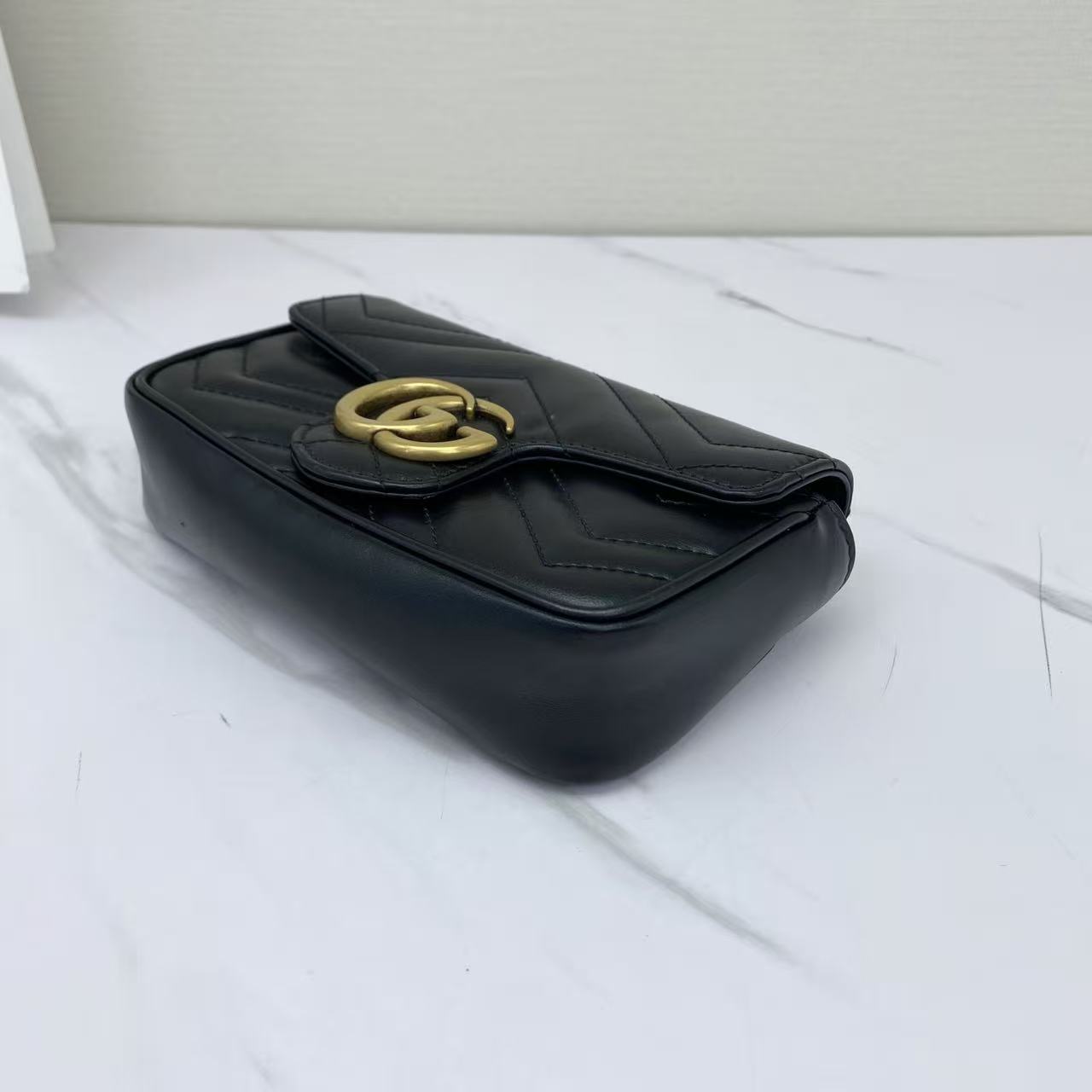 Gucci - Marmont - Cowhide leather - Black with Gold-Tone Hardware - (mini)