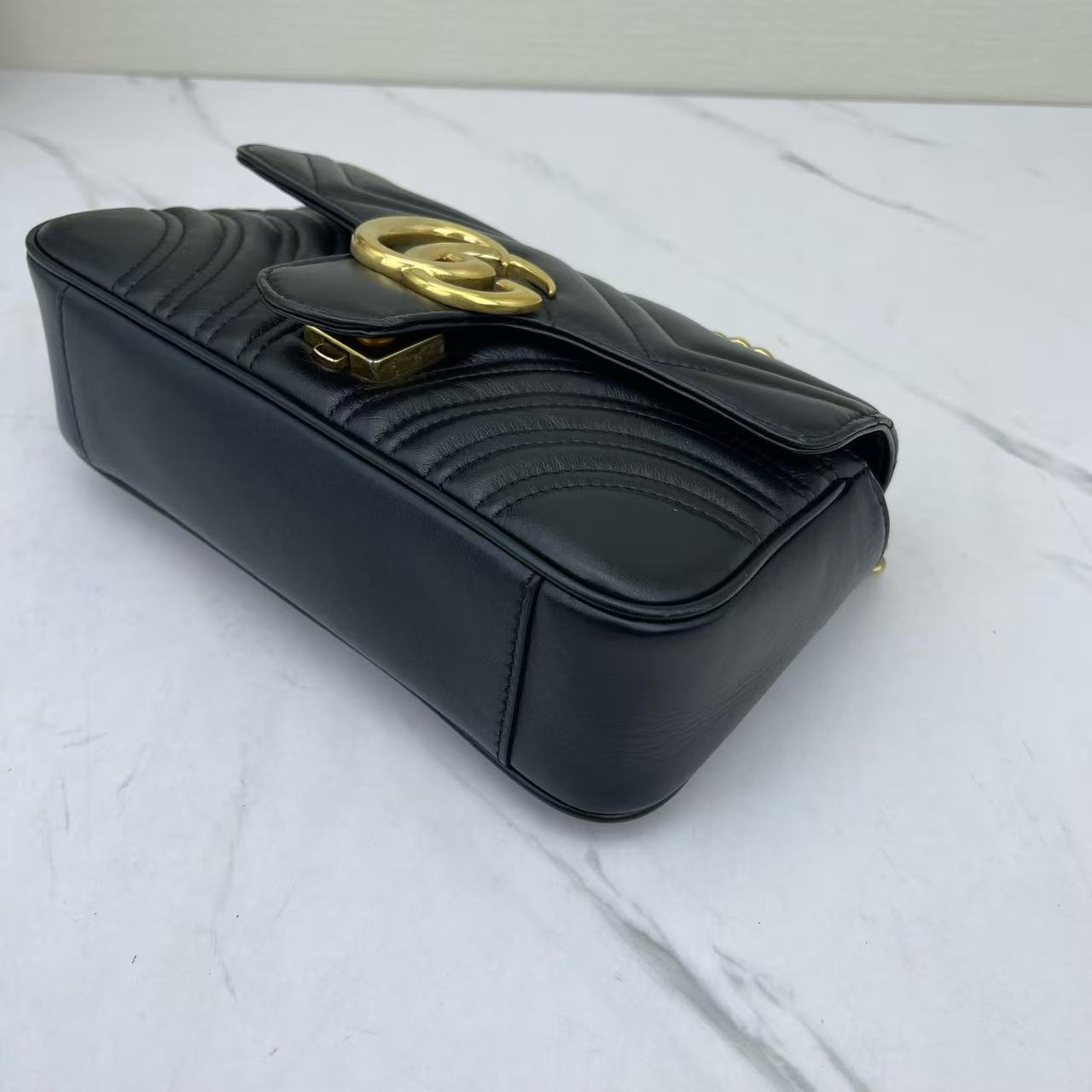 Gucci - Marmont - Cowhide leather - Black with Gold-Tone Hardware - (mini)