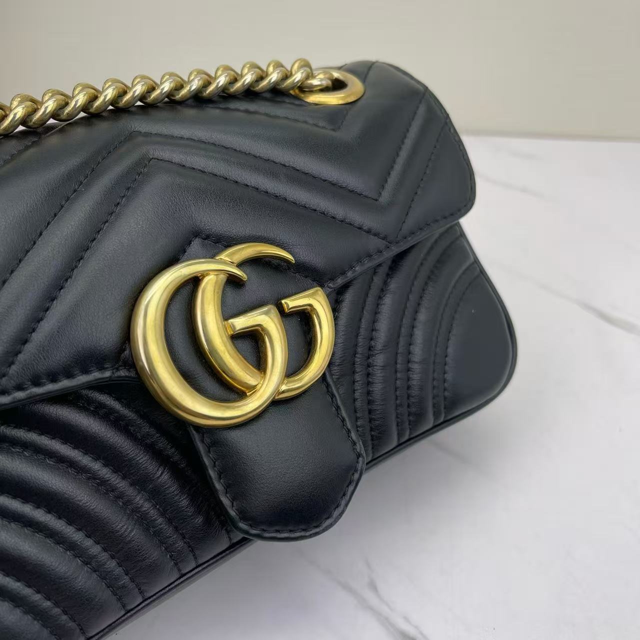 Gucci - Marmont - Cowhide leather - Black with Gold-Tone Hardware - (mini)