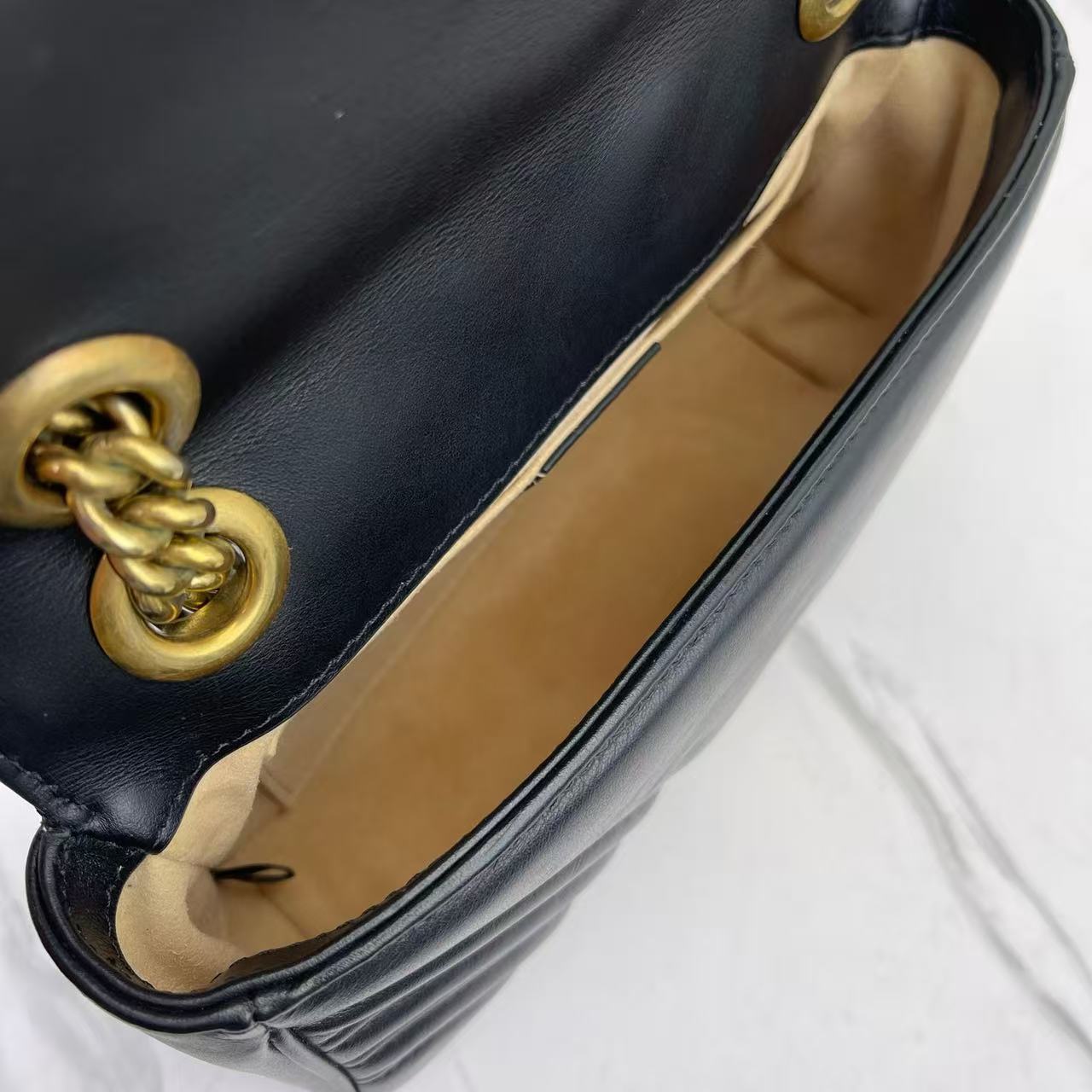 Gucci - Marmont - Cowhide leather - Black with Gold-Tone Hardware - (mini)
