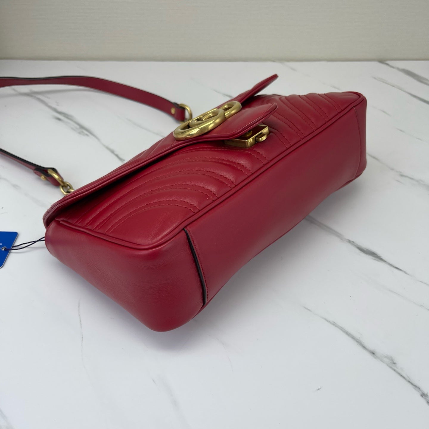 Gucci - Marmont - Cowhide leather - Red with Gold-Tone Hardware - (medium)