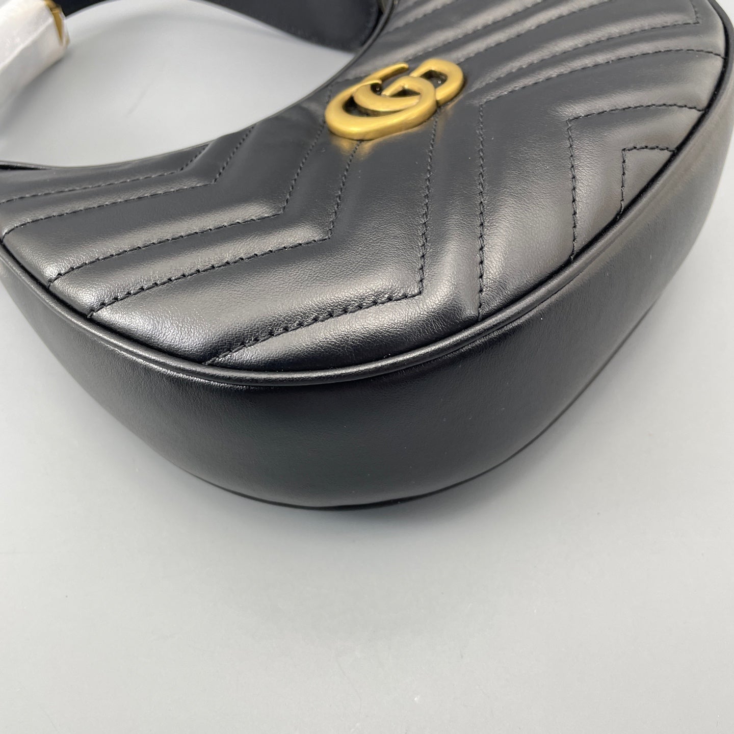 Gucci - Marmont Crescent Bag - Leather - Black - (mini)