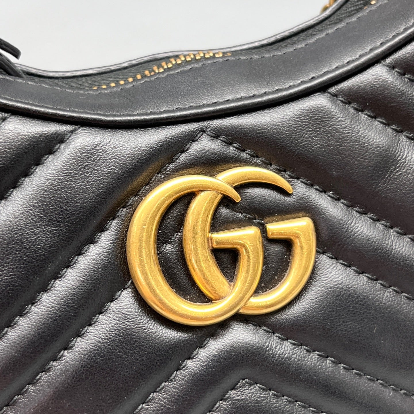 Gucci - Marmont Crescent Bag - Matelassé leather - Black - (mini)