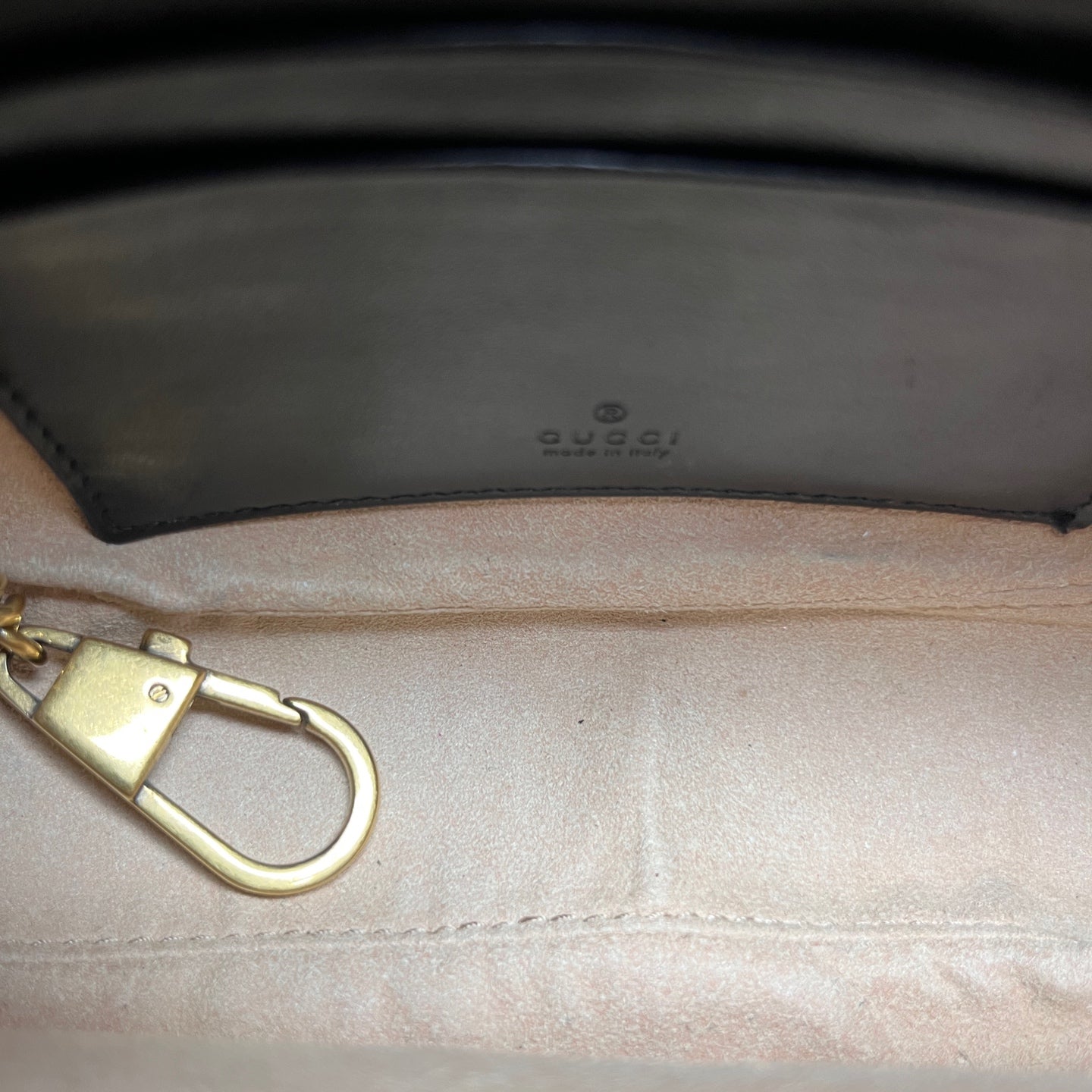 Gucci - Marmont Crescent Bag - Matelassé leather - Black - (mini)
