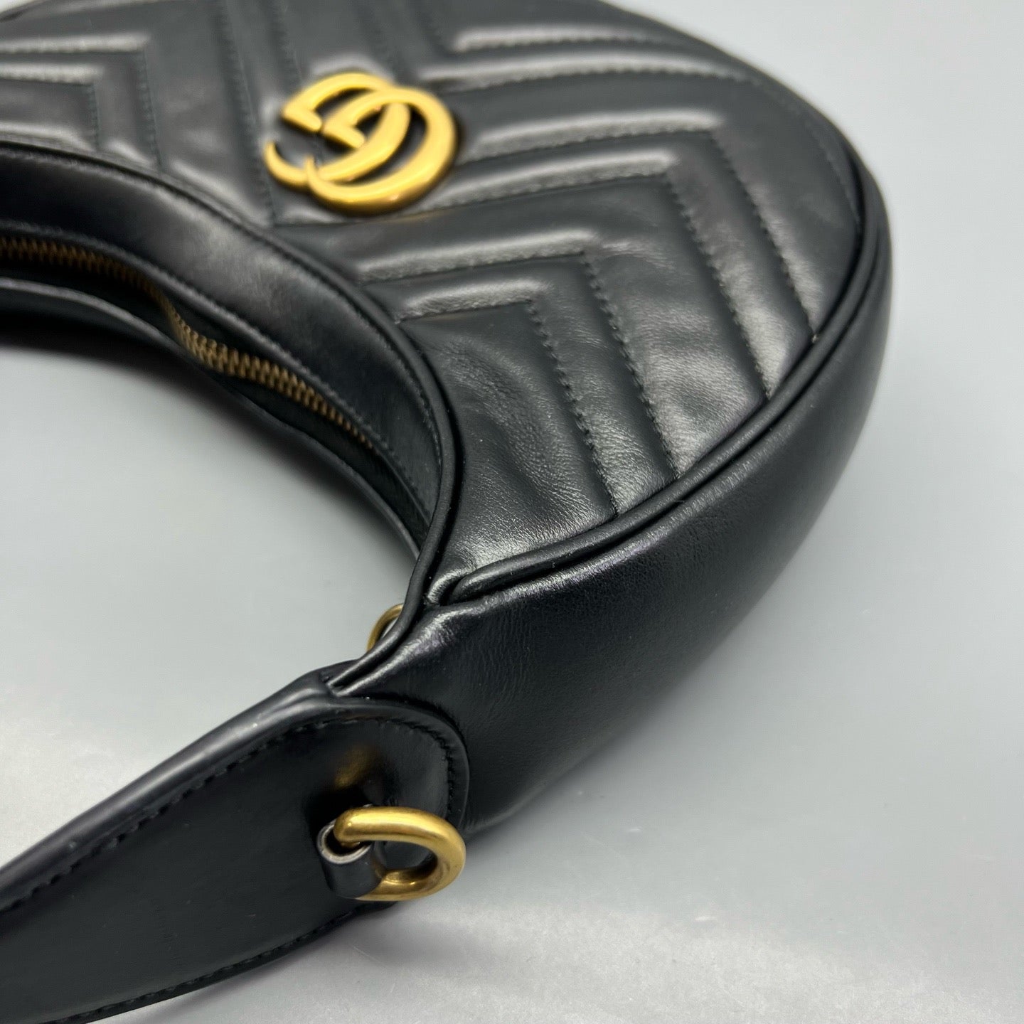 Gucci - Marmont Crescent Shoulder Bag - Leather - Black - (mini)