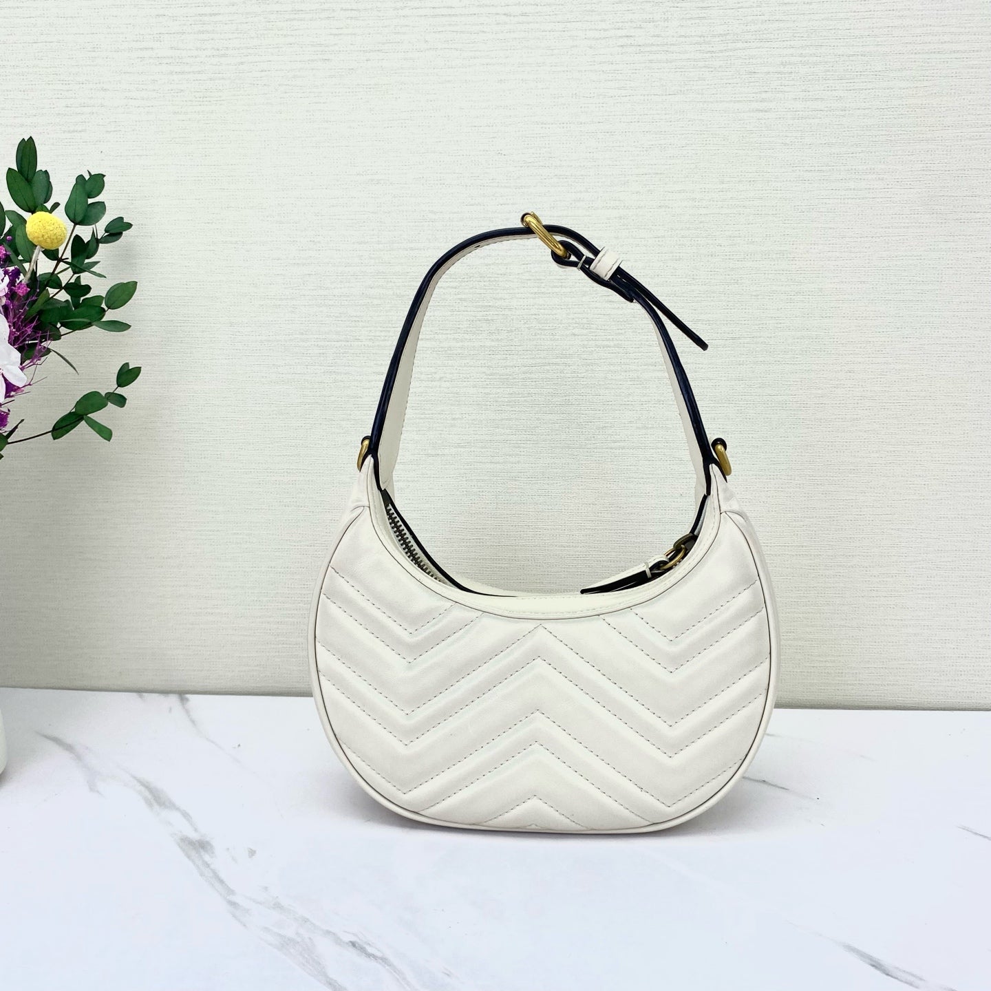 Gucci - Marmont Crescent Shoulder Bag - Leather - White - (mini)