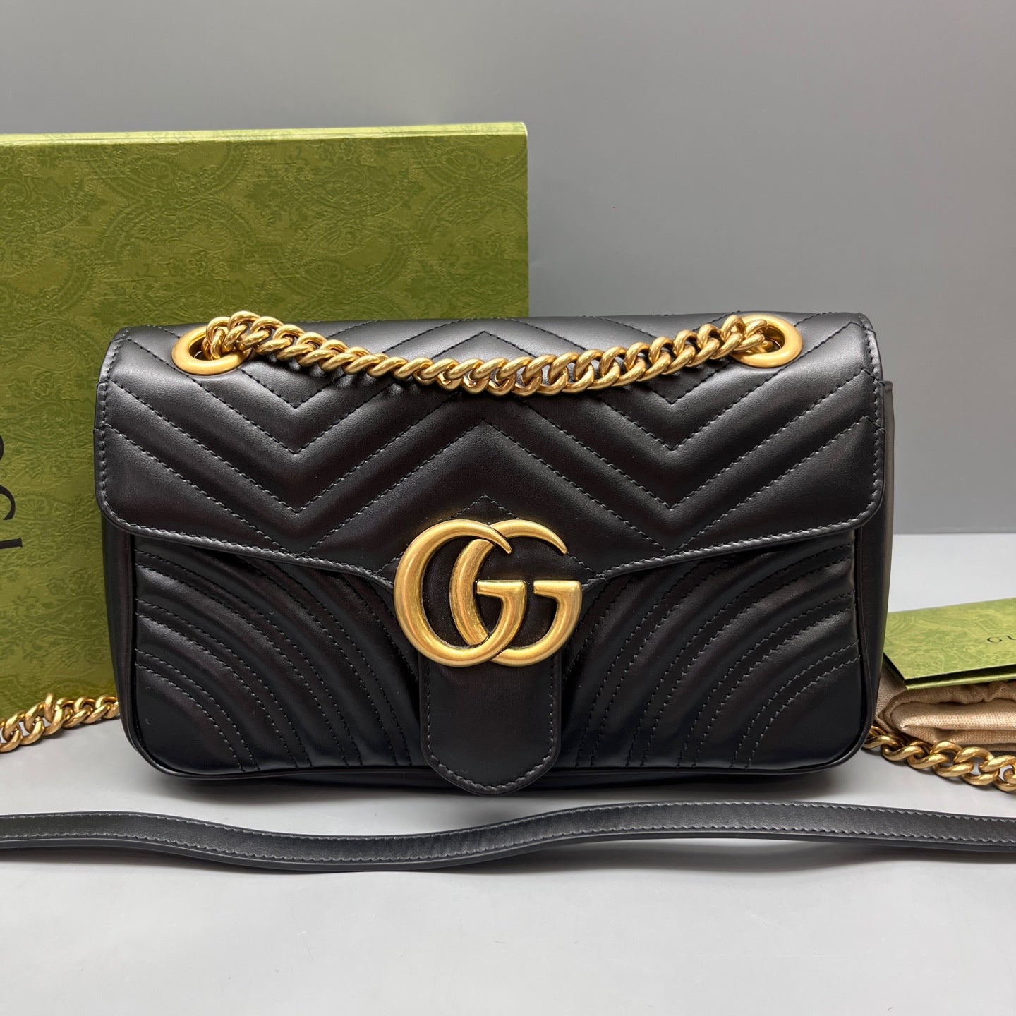 Gucci - Marmont - Leather - Black - (medium)