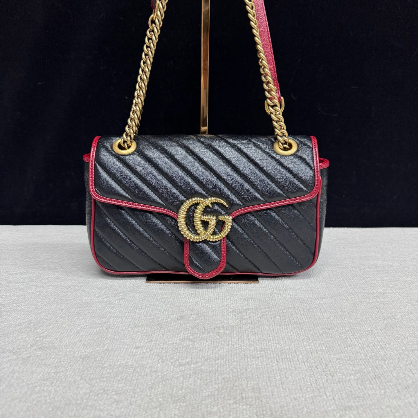 Gucci - Marmont - Leather - Black - (medium)