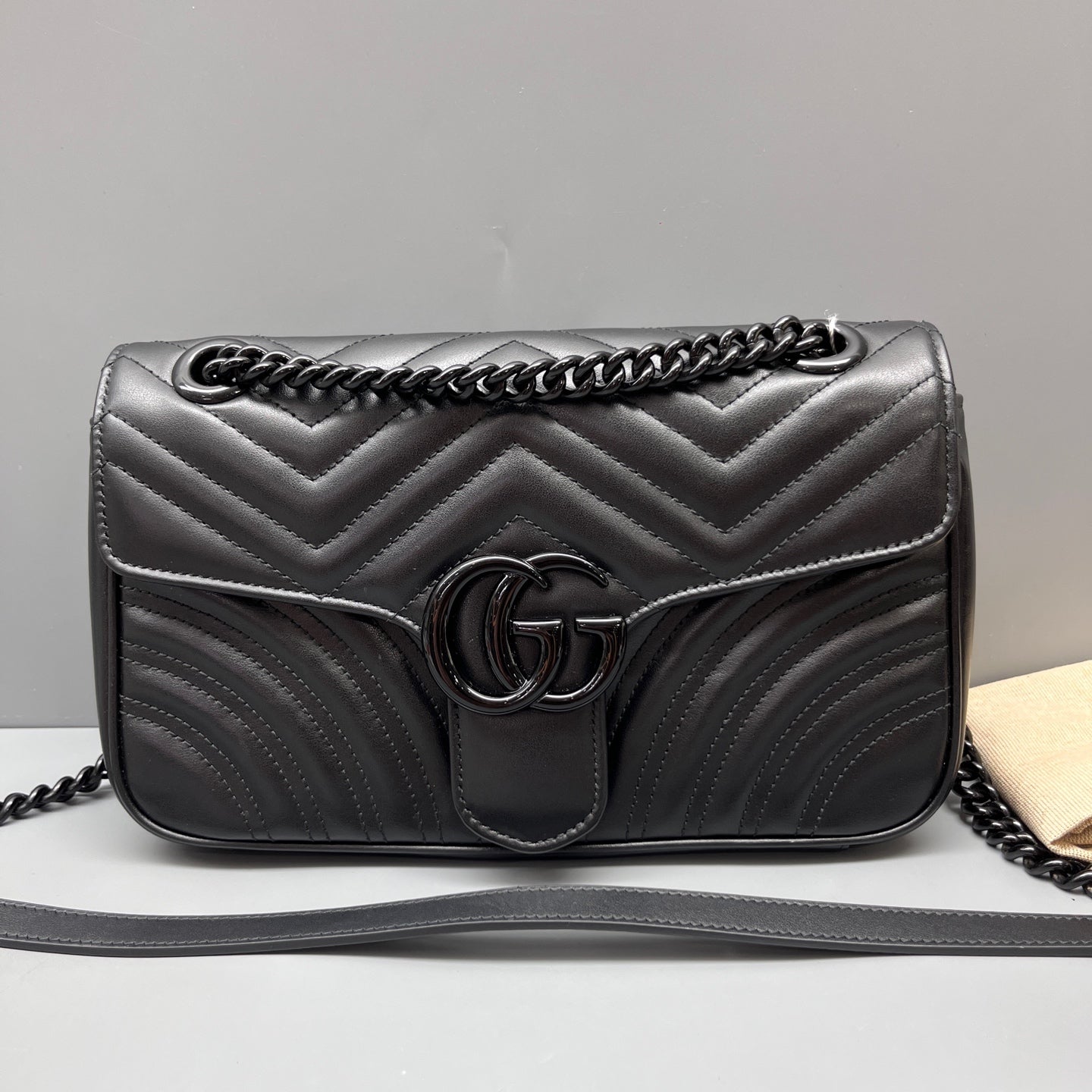 Gucci - Marmont - Leather - Black - (medium)