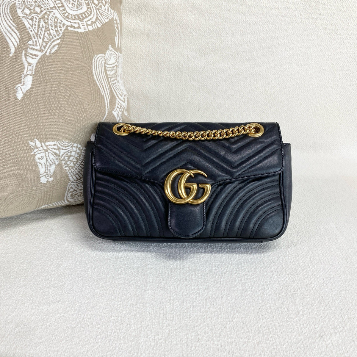 Gucci - Marmont - Leather - Black - (medium)