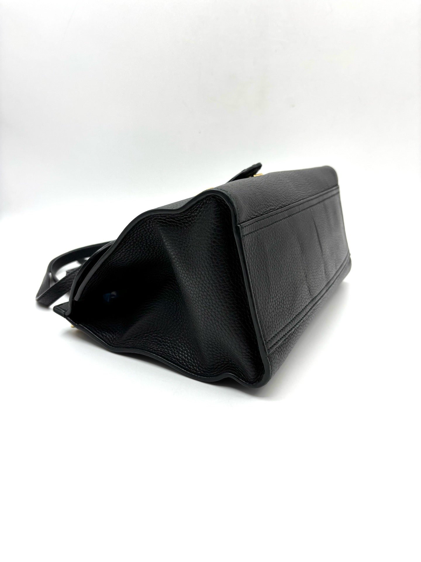 Gucci - Marmont - Leather - Black - (medium)