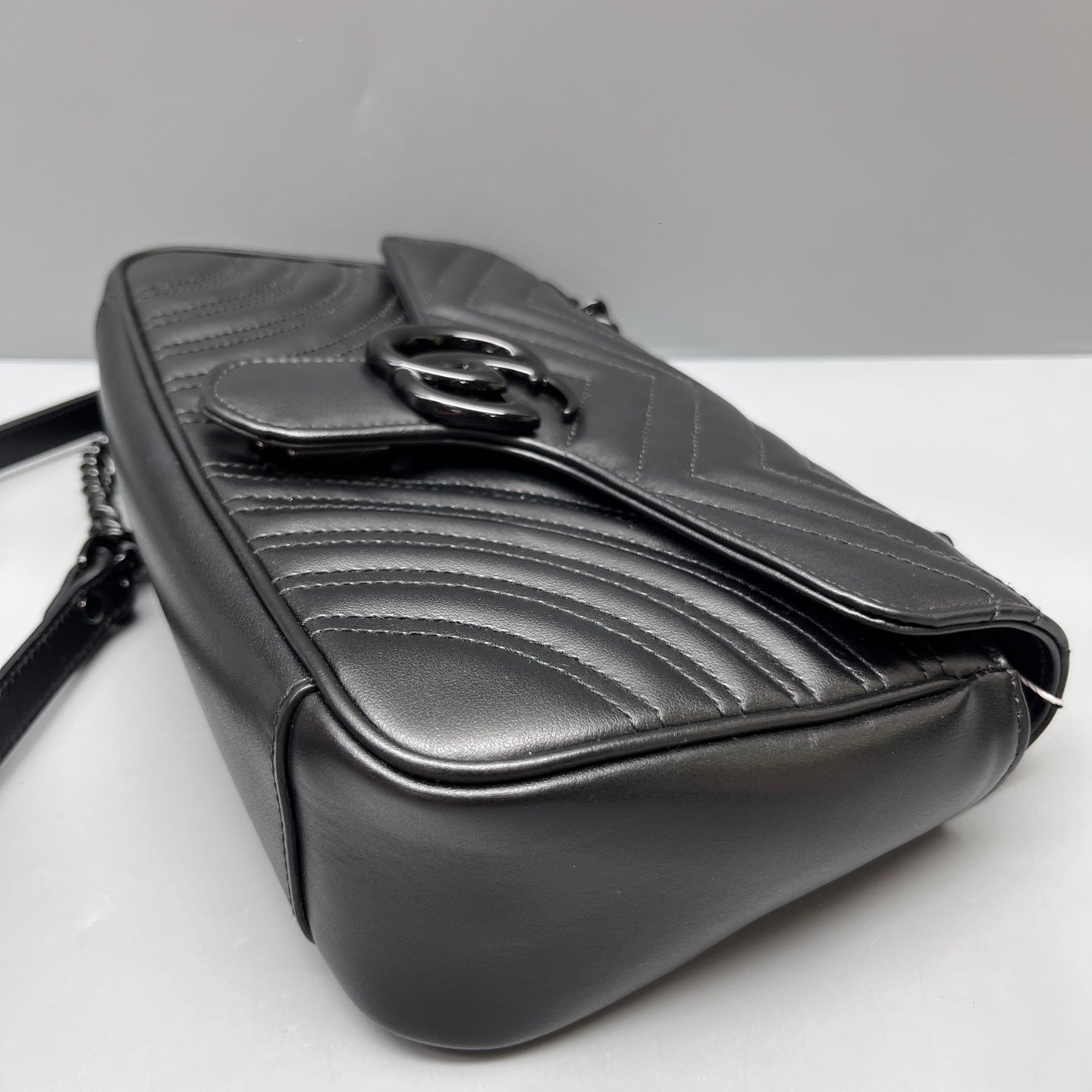 Gucci - Marmont - Leather - Black - (medium)