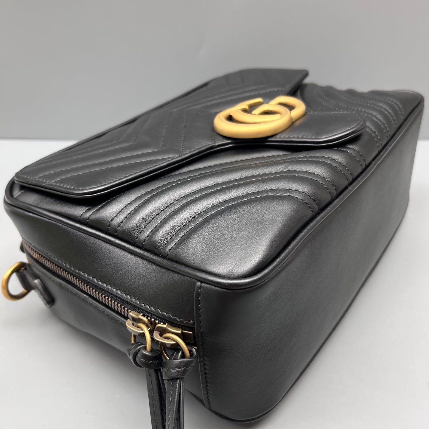 Gucci - Marmont - Leather - Black - (medium)