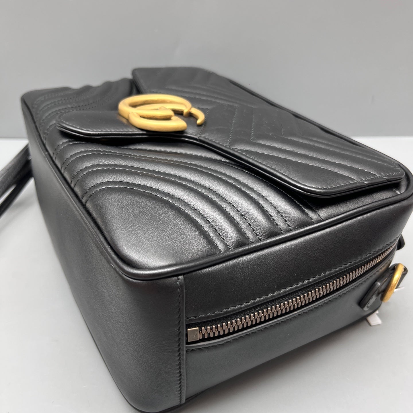 Gucci - Marmont - Leather - Black - (medium)