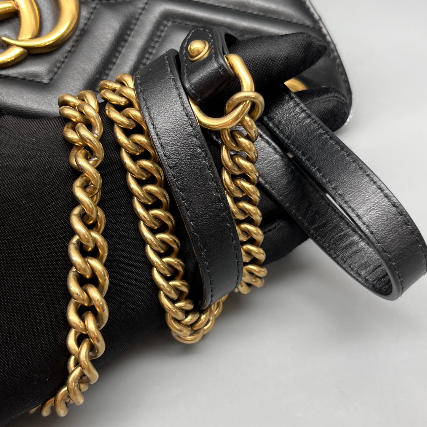 Gucci - Marmont - Leather - Black - (medium)