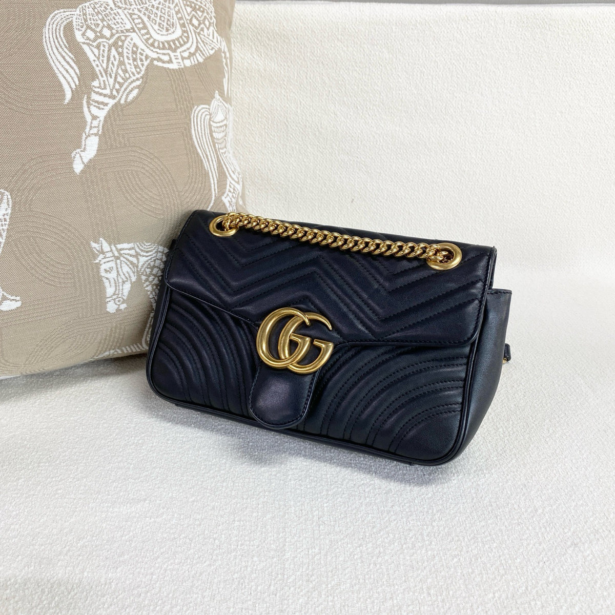 Gucci - Marmont - Leather - Black - (medium)