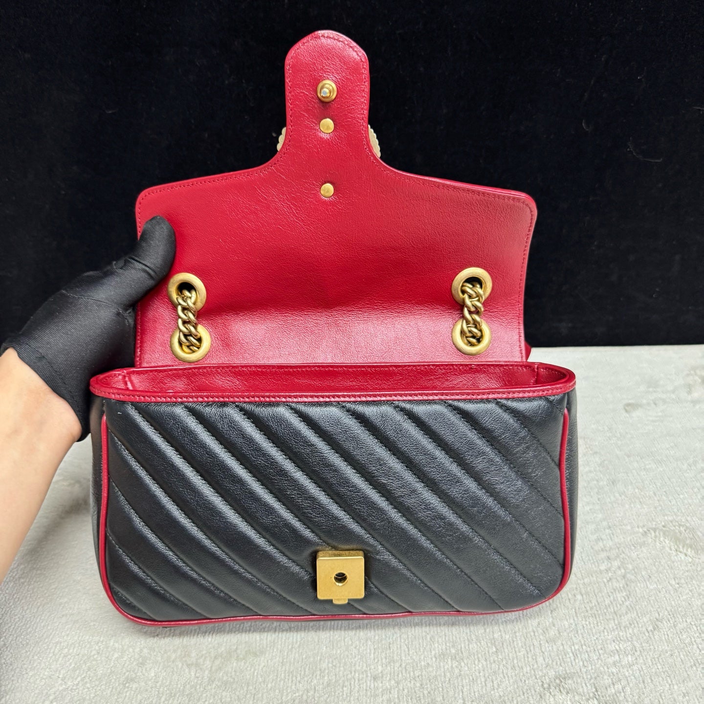 Gucci - Marmont - Leather - Black - (medium)