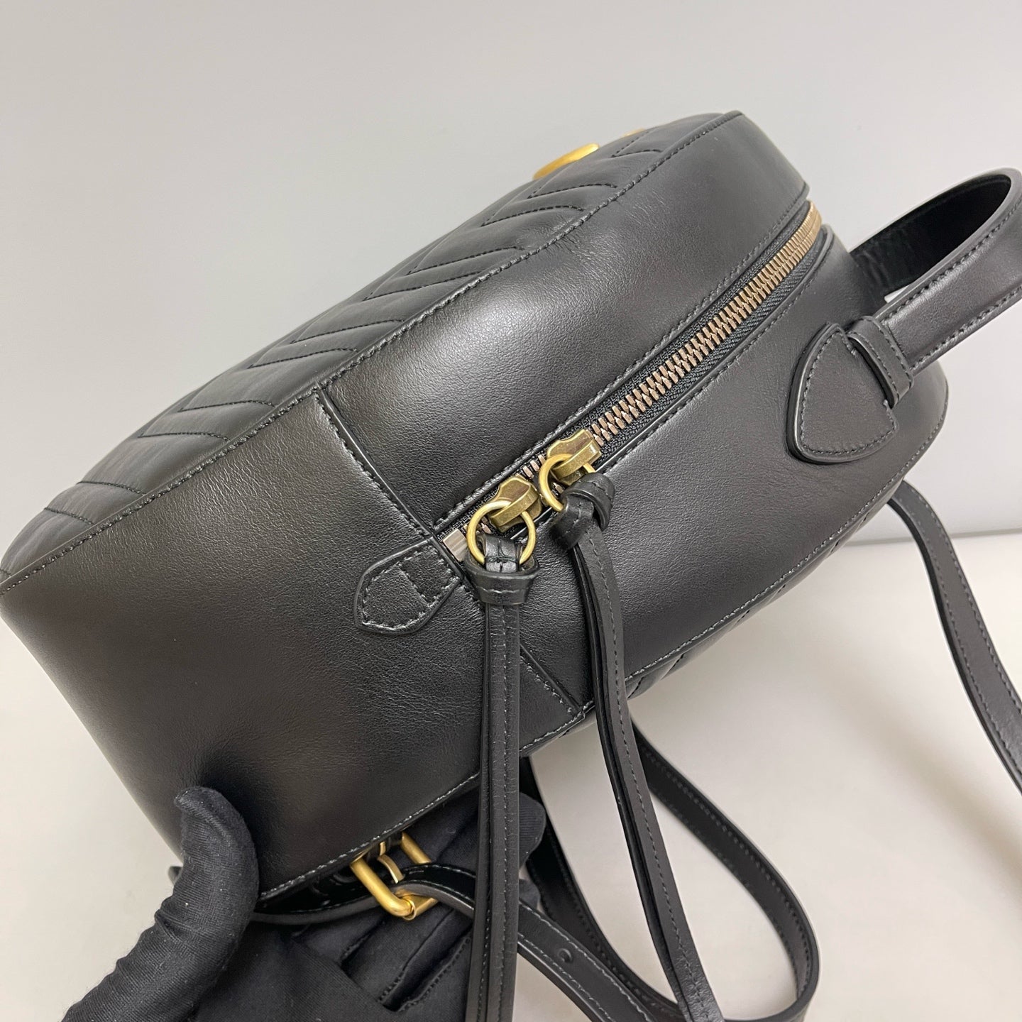 Gucci - Marmont - Leather - Black - (medium)