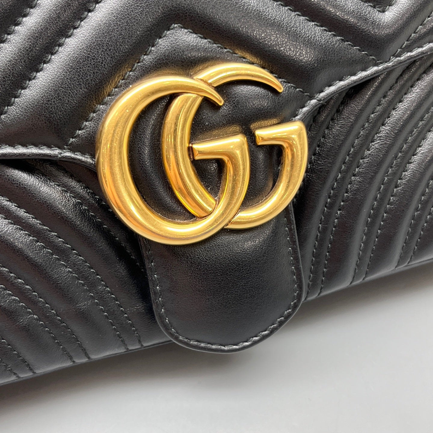 Gucci - Marmont - Leather - Black - (medium)