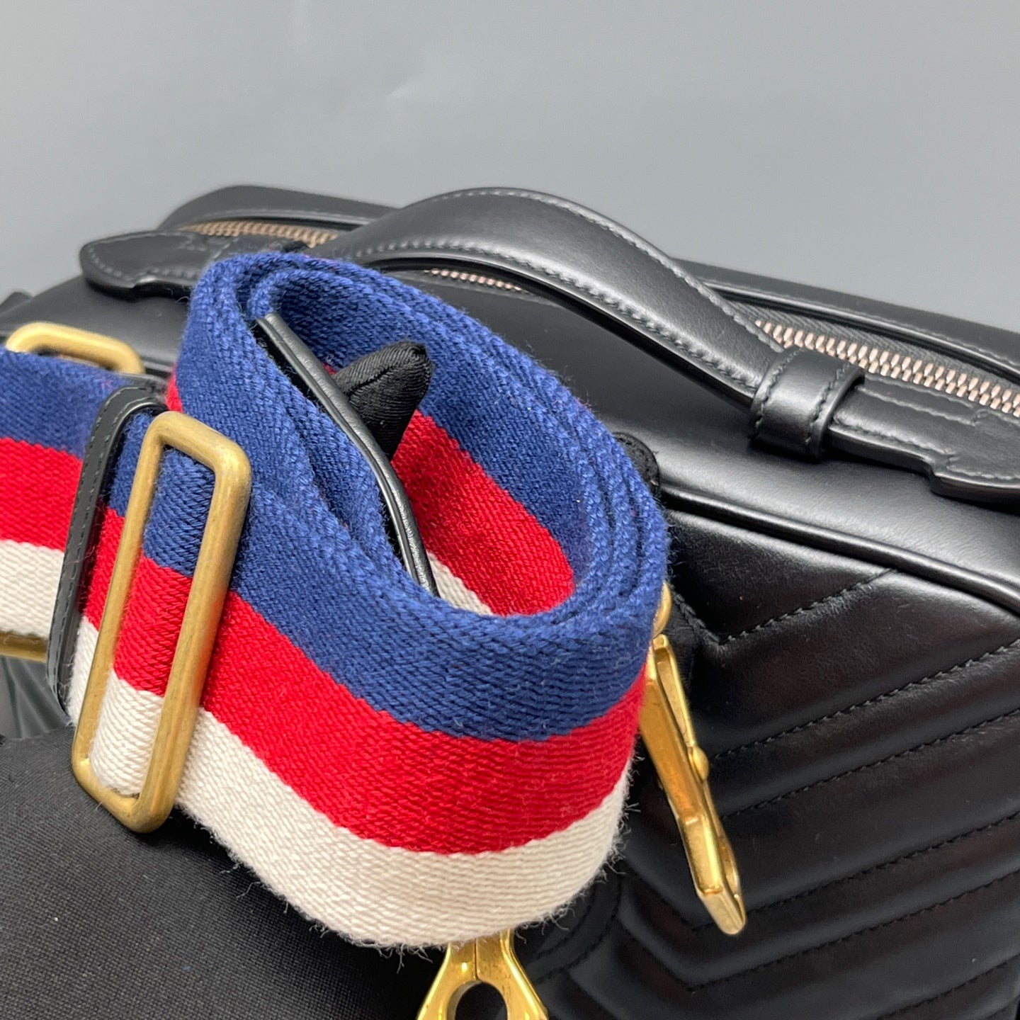 Gucci - Marmont - Leather - Black - (medium)