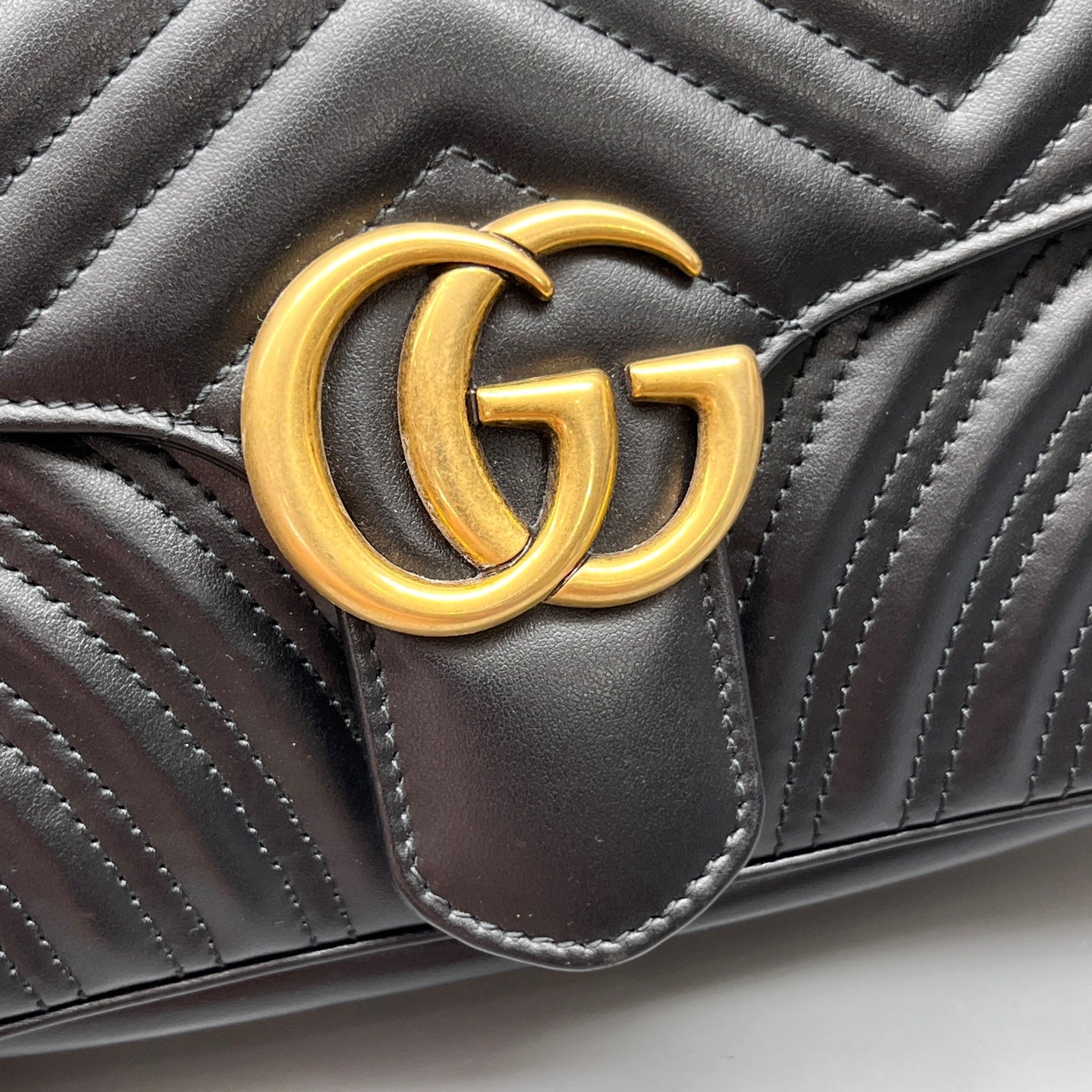 Gucci - Marmont - Leather - Black - (medium)